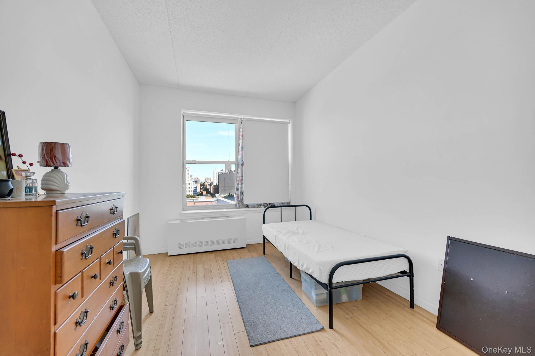 #13 photo, 837 Washington Avenue, ブロンクス区 Bronx , NY 10451