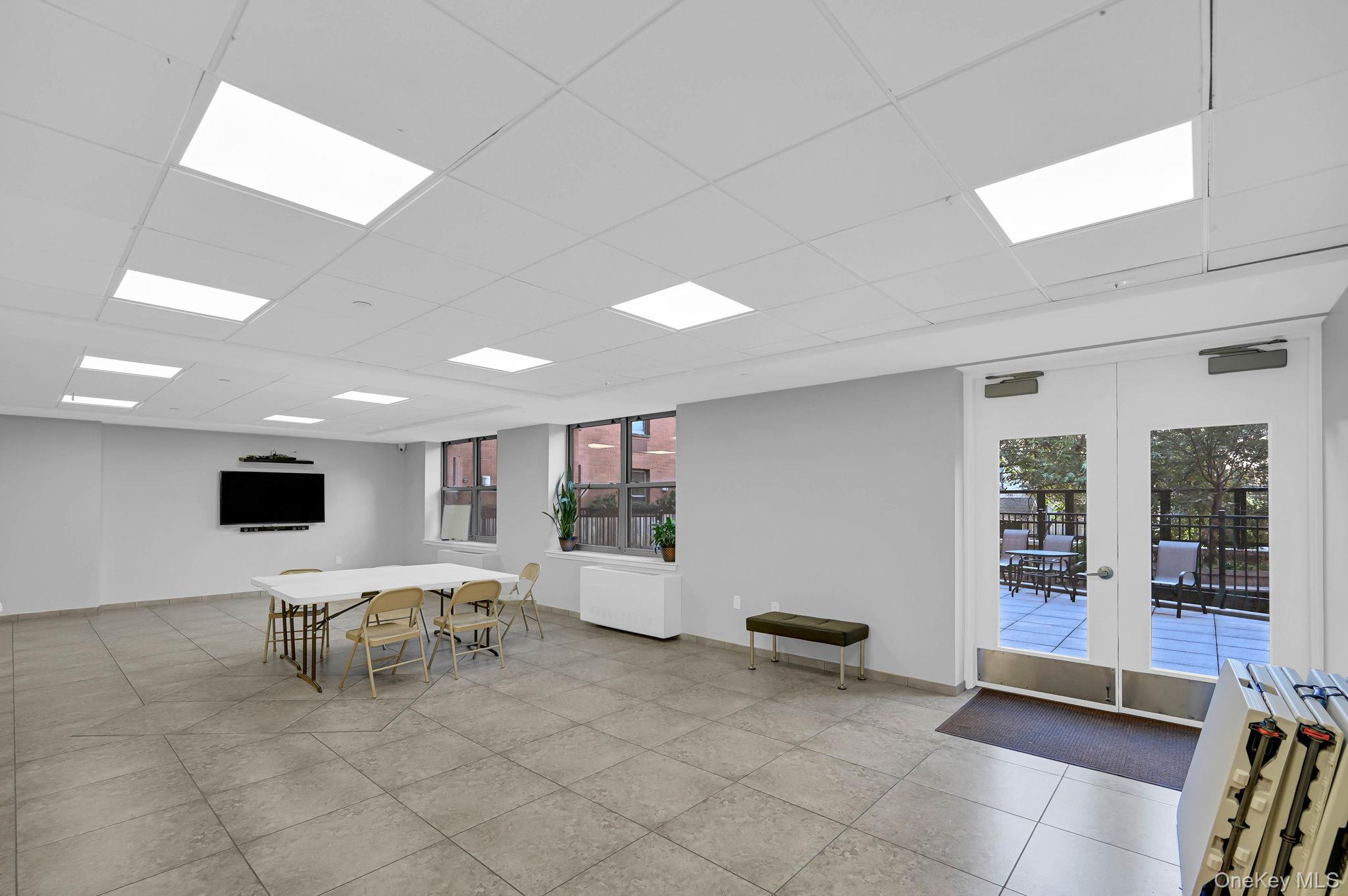 #3 photo, 837 Washington Avenue, ブロンクス区 Bronx , NY 10451