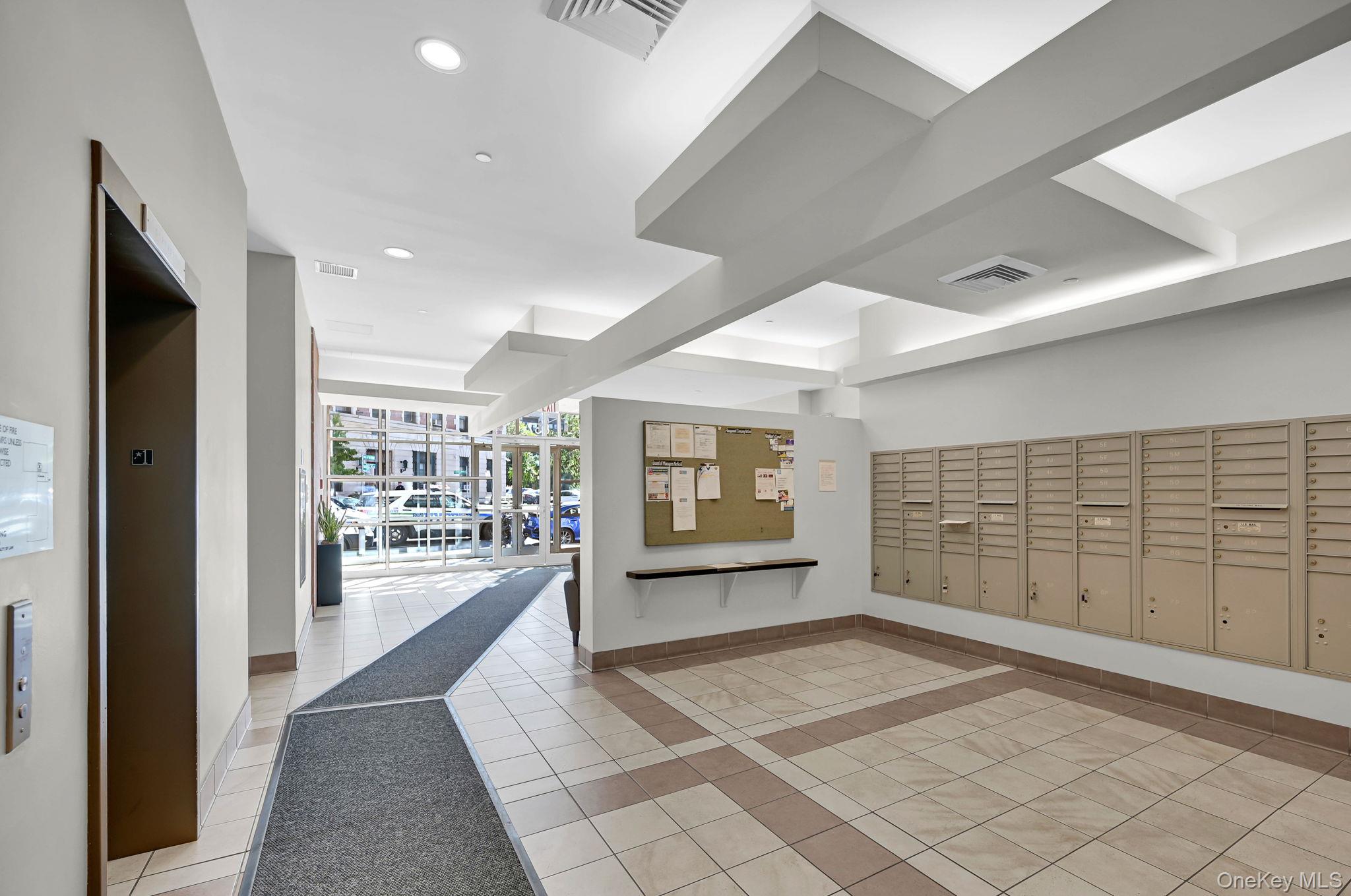 #4 photo, 837 Washington Avenue, ブロンクス区 Bronx , NY 10451