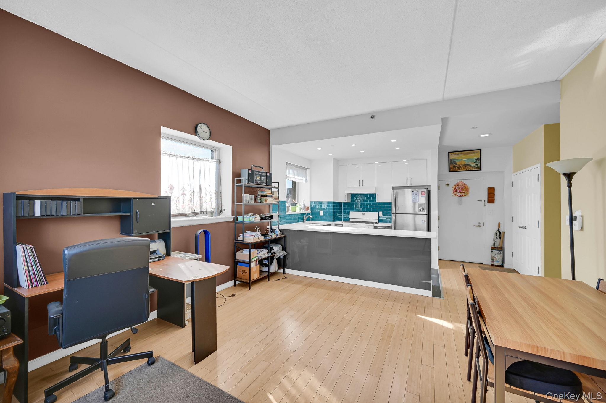 #7 photo, 837 Washington Avenue, ブロンクス区 Bronx , NY 10451