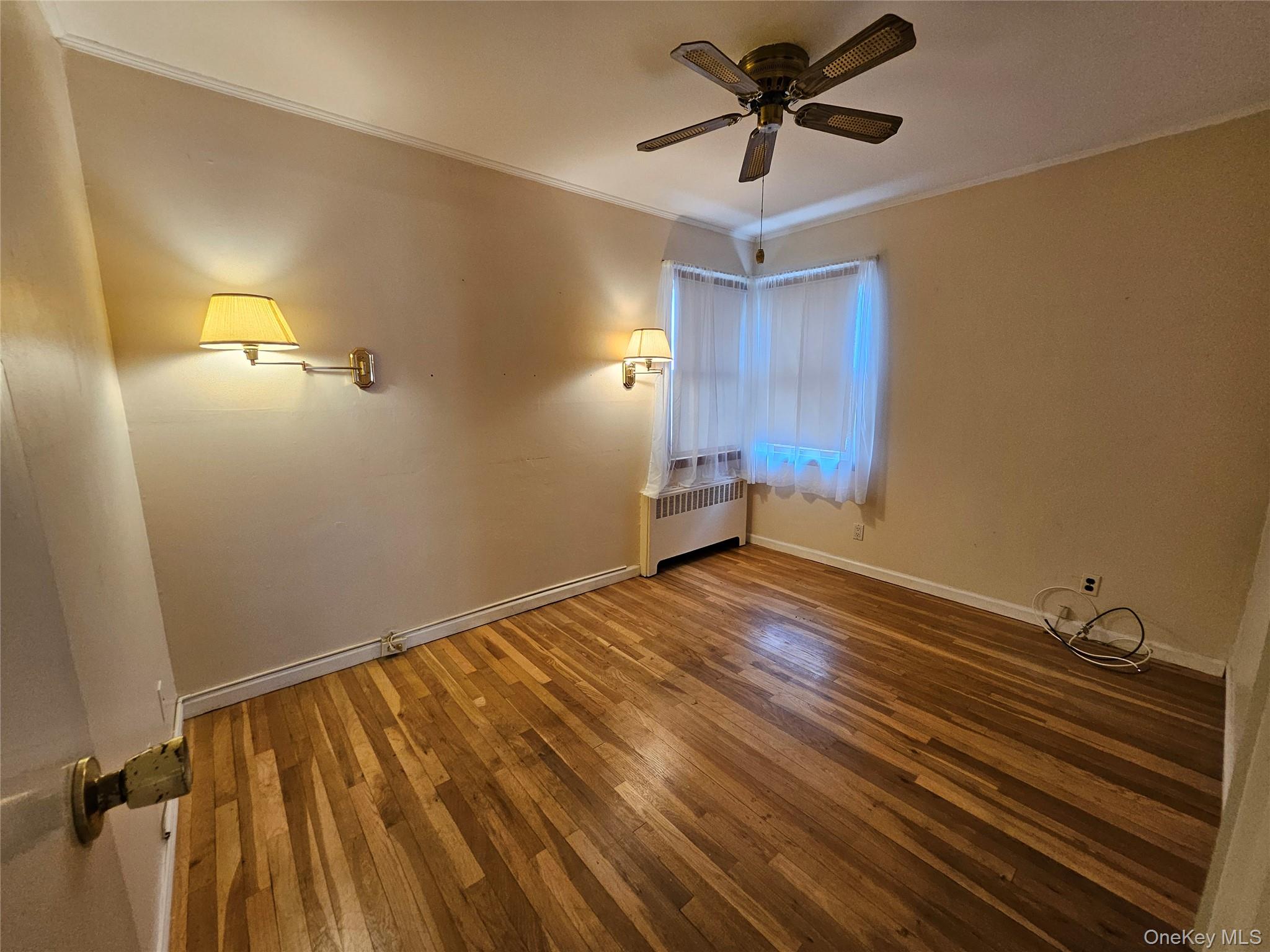 #14 photo, 35 Elwood Avenue, ナッソー郡 Hicksville , NY 11801