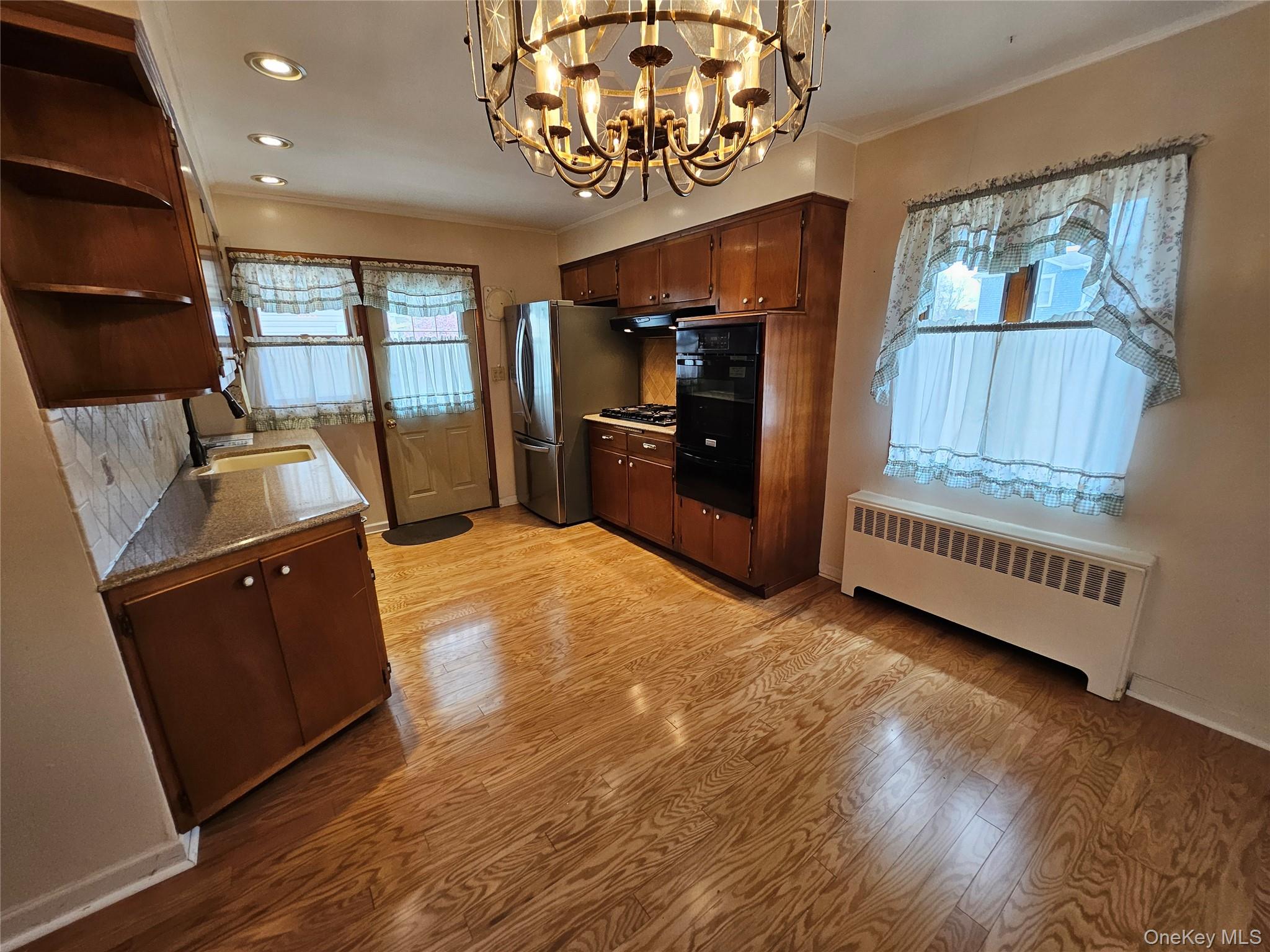 #7 photo, 35 Elwood Avenue, ナッソー郡 Hicksville , NY 11801