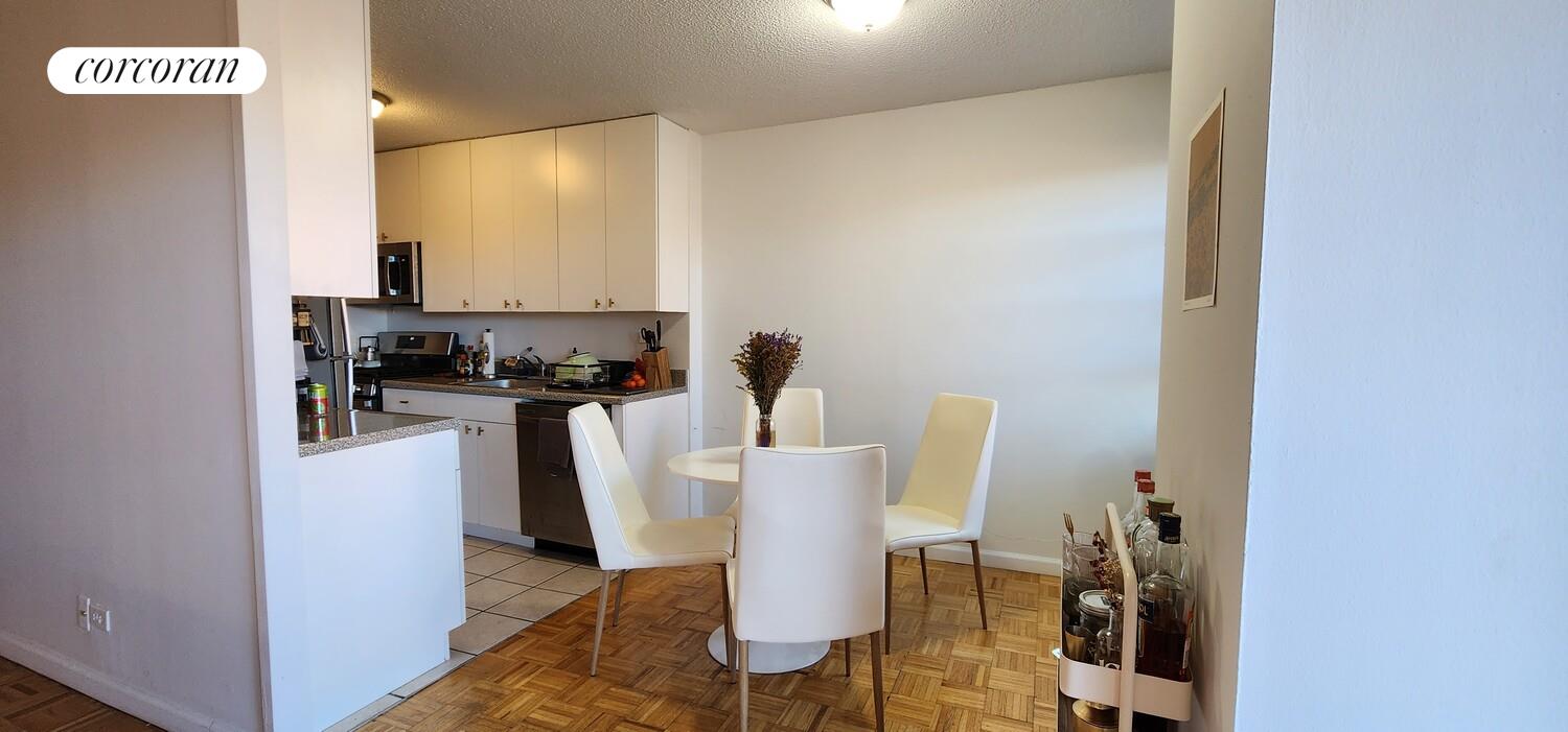 #4 photo, New York City, Upper West Side , NY 10024