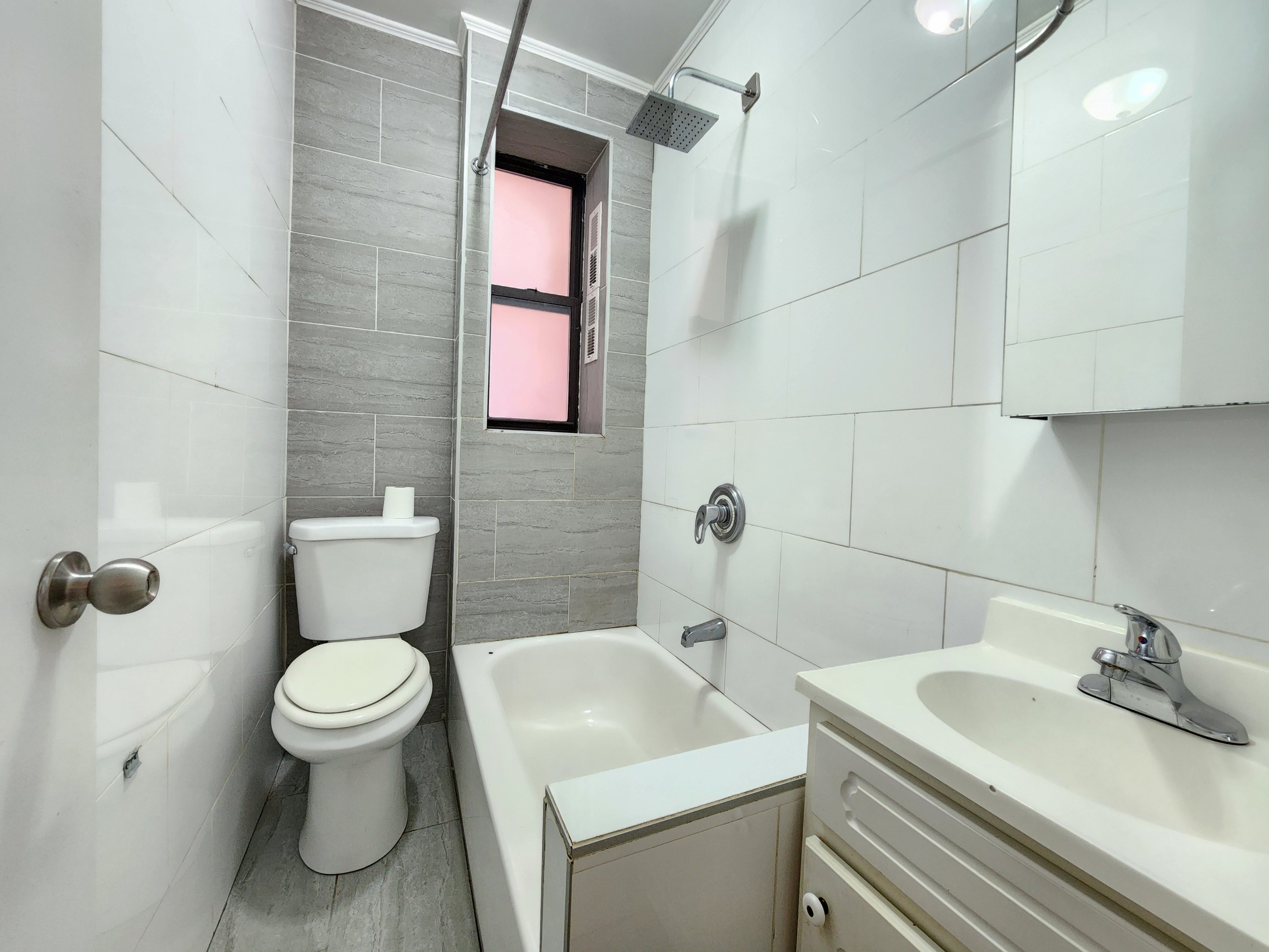 #4 photo, New York City, マンハッタン West Harlem , NY 10027