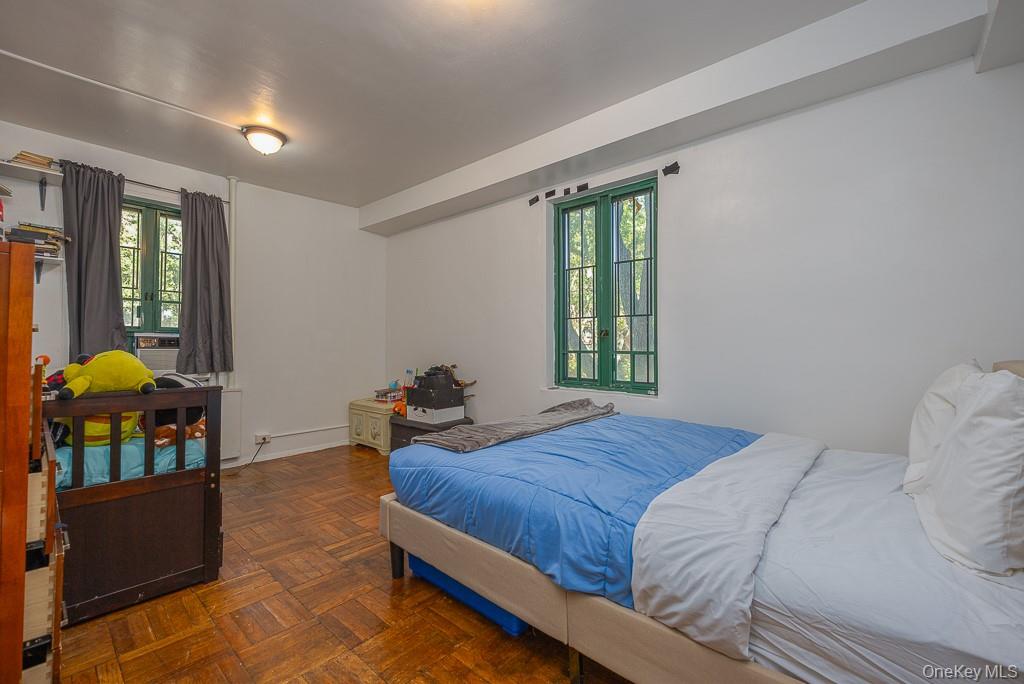 #15 photo, 1601 Metropolitan Avenue, ブロンクス区 Bronx , NY 10462