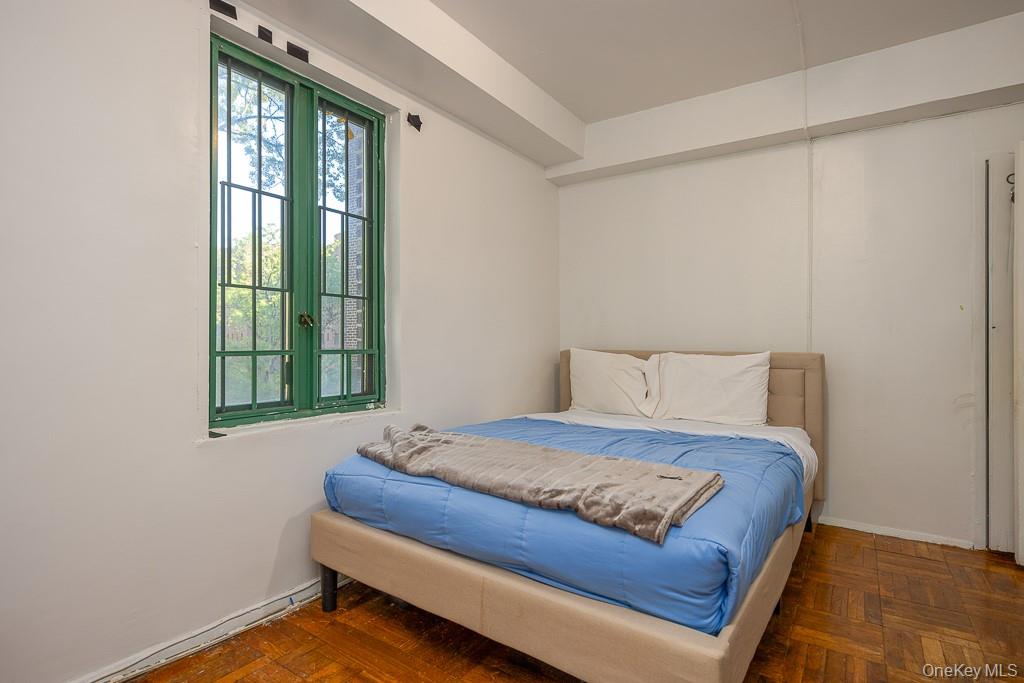 #16 photo, 1601 Metropolitan Avenue, ブロンクス区 Bronx , NY 10462