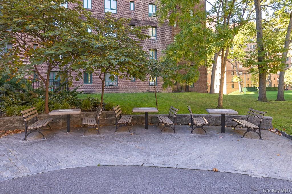 #19 photo, 1601 Metropolitan Avenue, ブロンクス区 Bronx , NY 10462