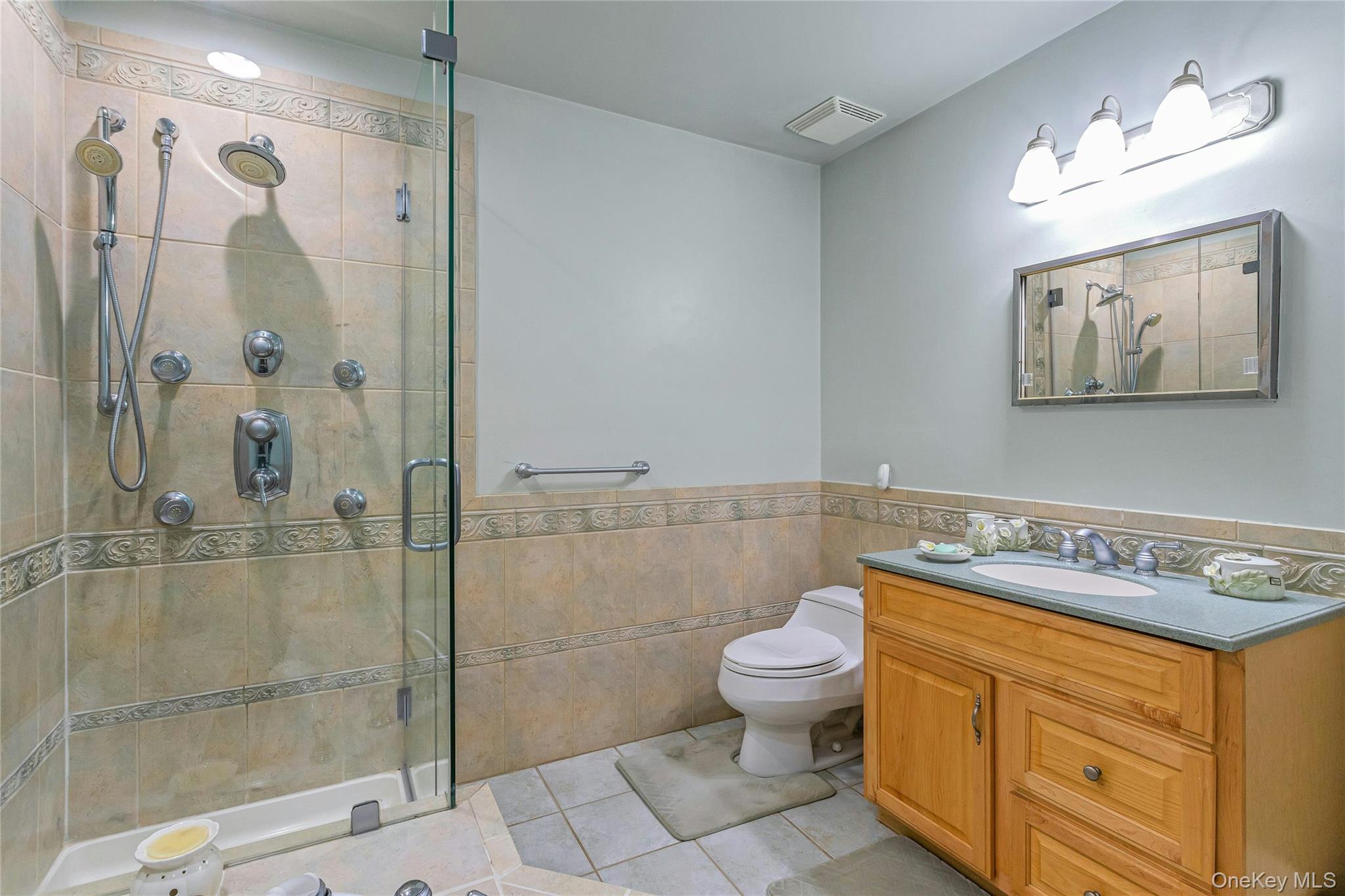 #19 photo, 24 Leisure Way, Mohegan Lake , NY 10547