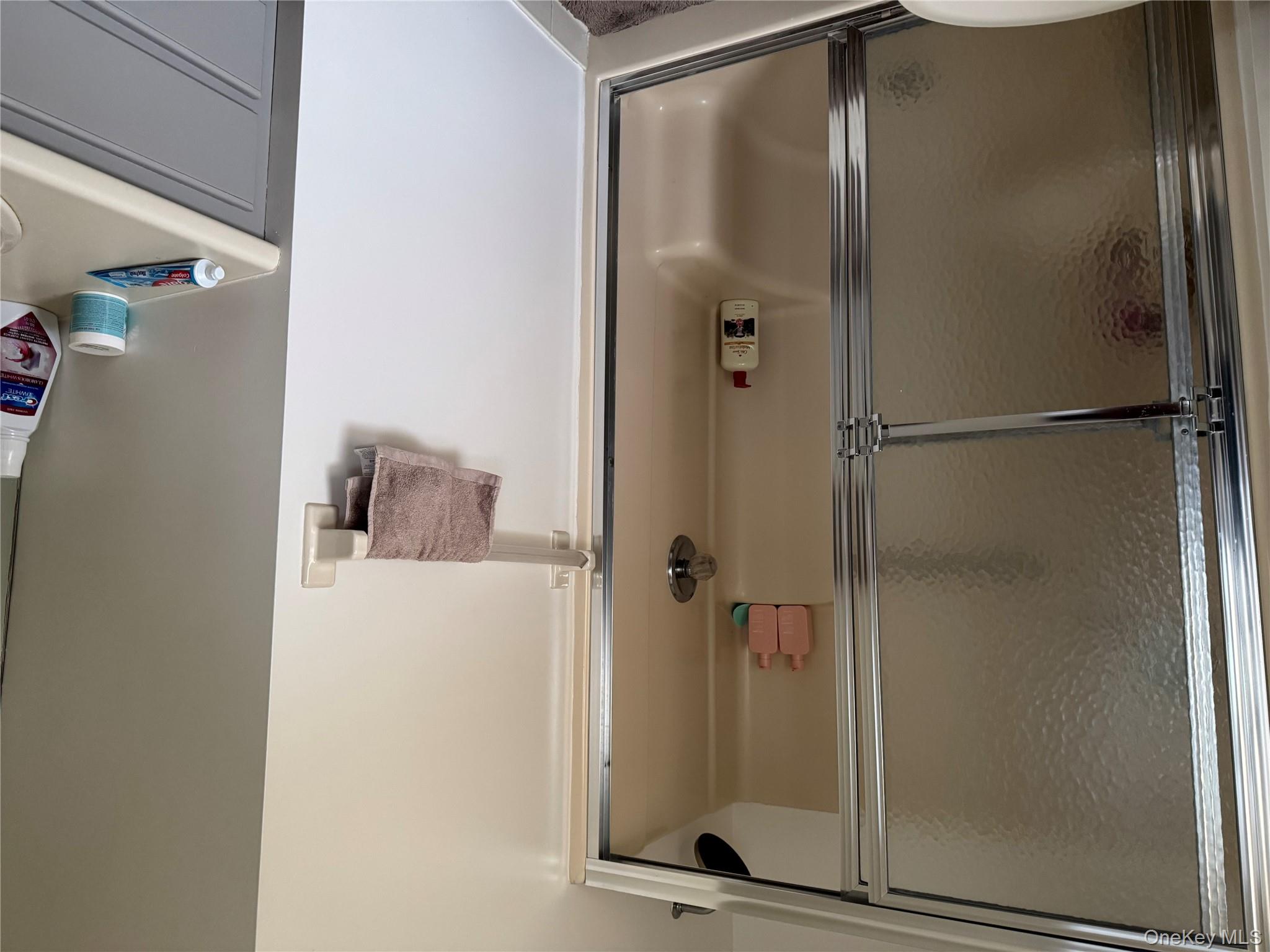 #13 photo, 17 Intervale Avenue, White Plains , NY 10603