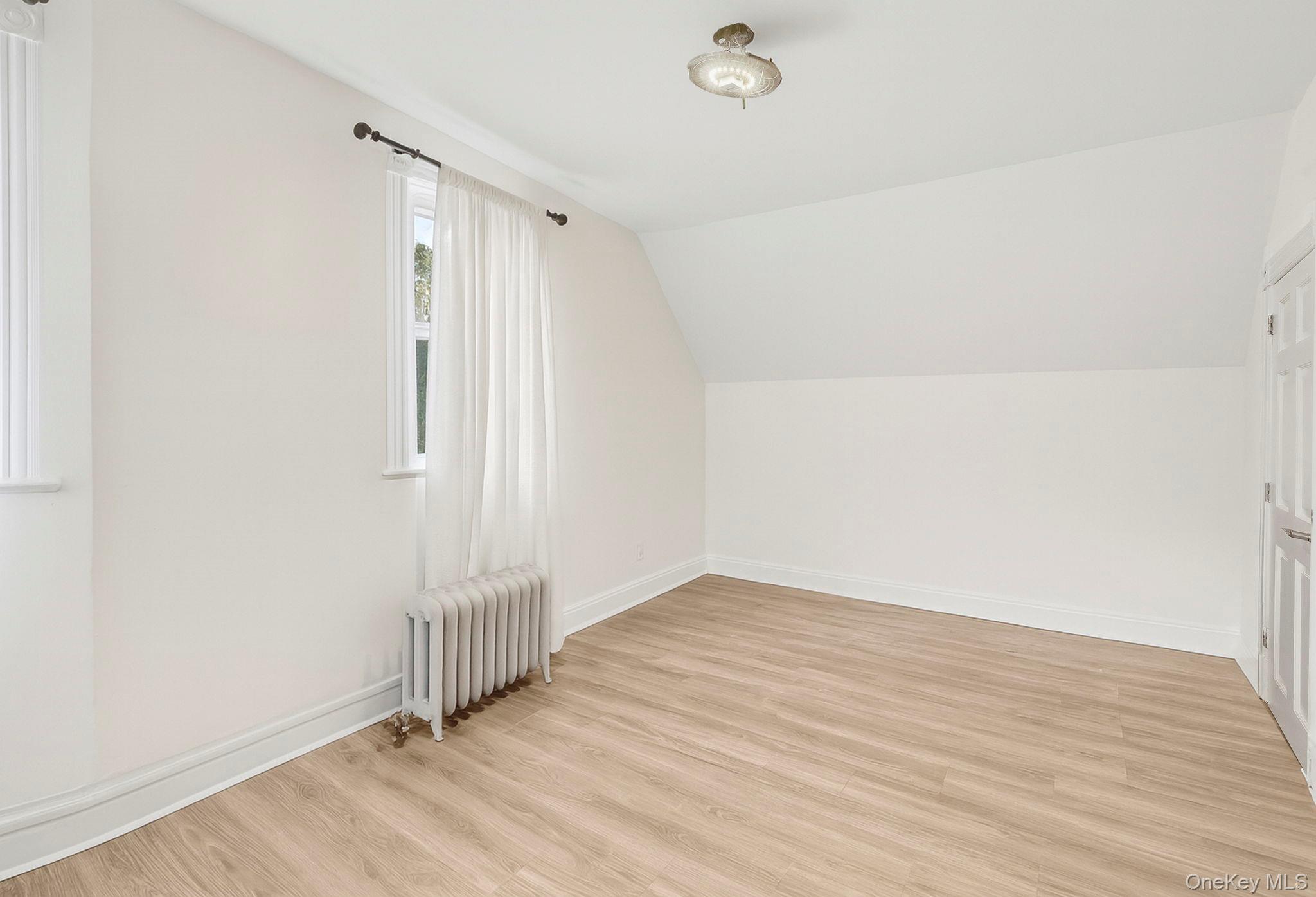 #18 photo, 3340 Perry Avenue, ブロンクス区 Bronx , NY 10467