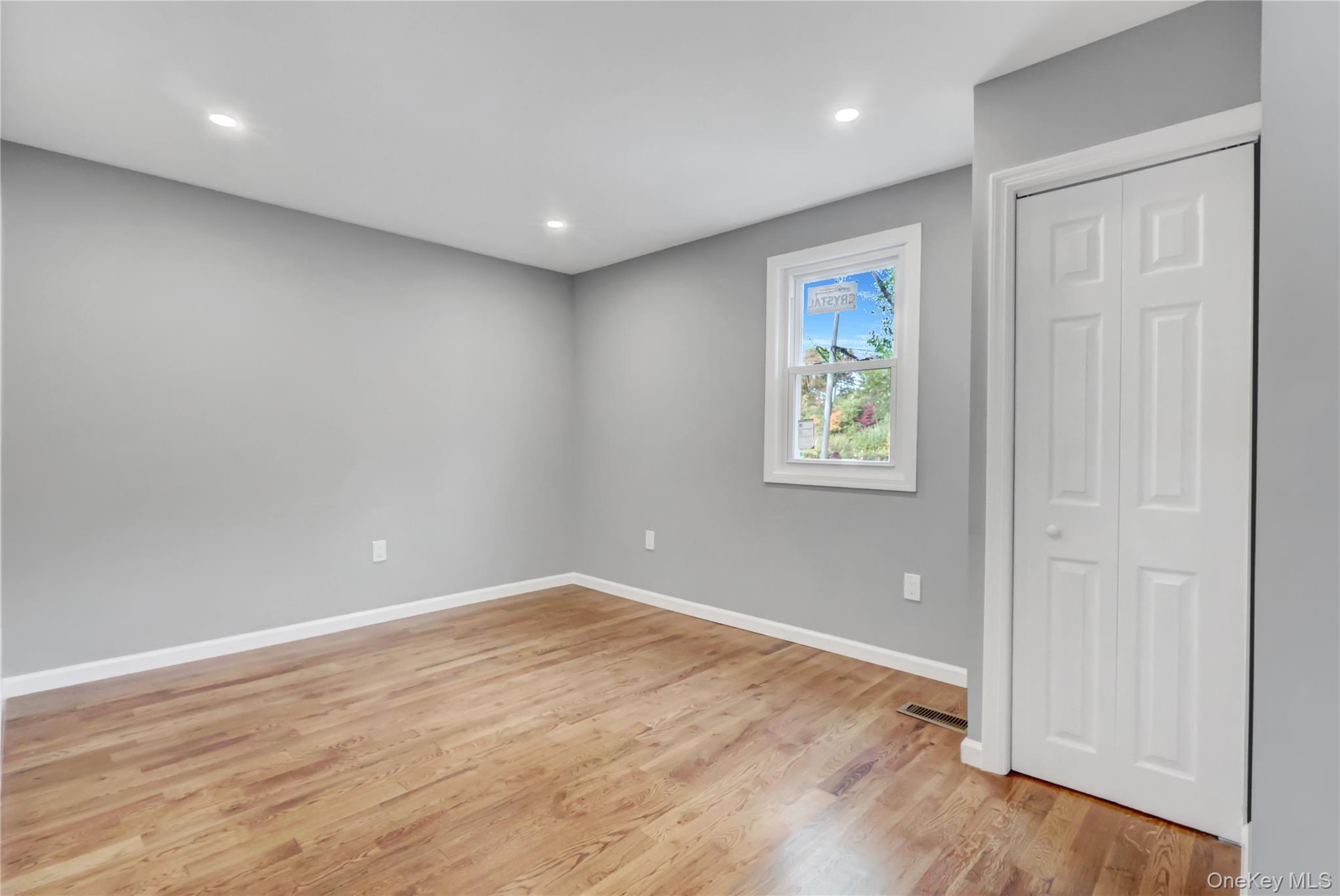 #10 photo, 239 Bayview Avenue, サフォーク郡 East Patchogue , NY 11772