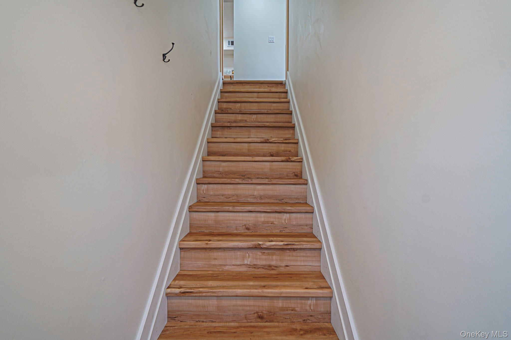 #5 photo, 181 Fairview Circle, サフォーク郡 Middle Island , NY 11953