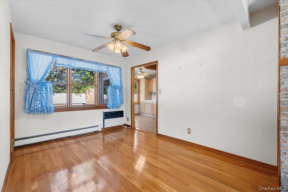 #10 photo, 3 Surrey Lane, ナッソー郡 Bethpage , NY 11714