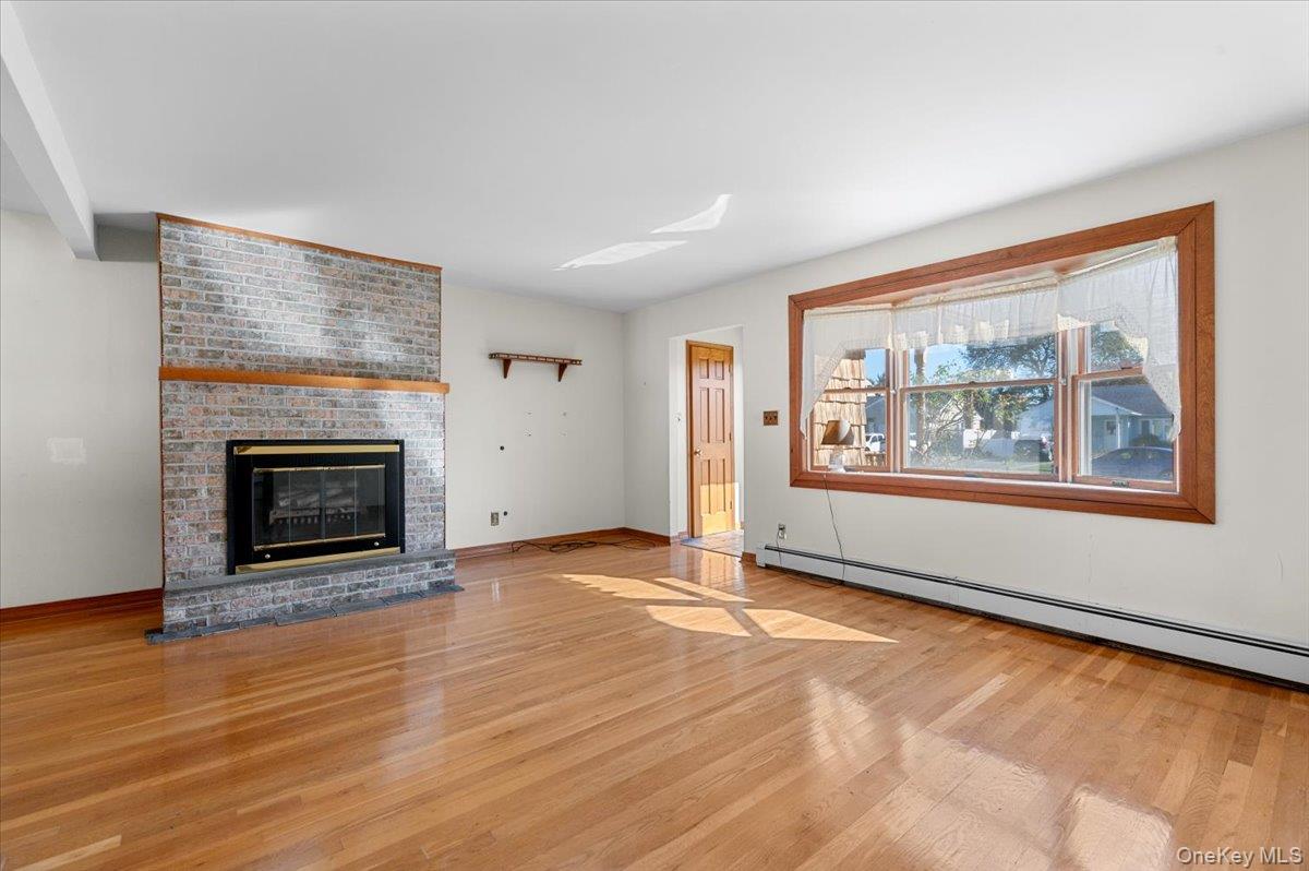 #5 photo, 3 Surrey Lane, ナッソー郡 Bethpage , NY 11714