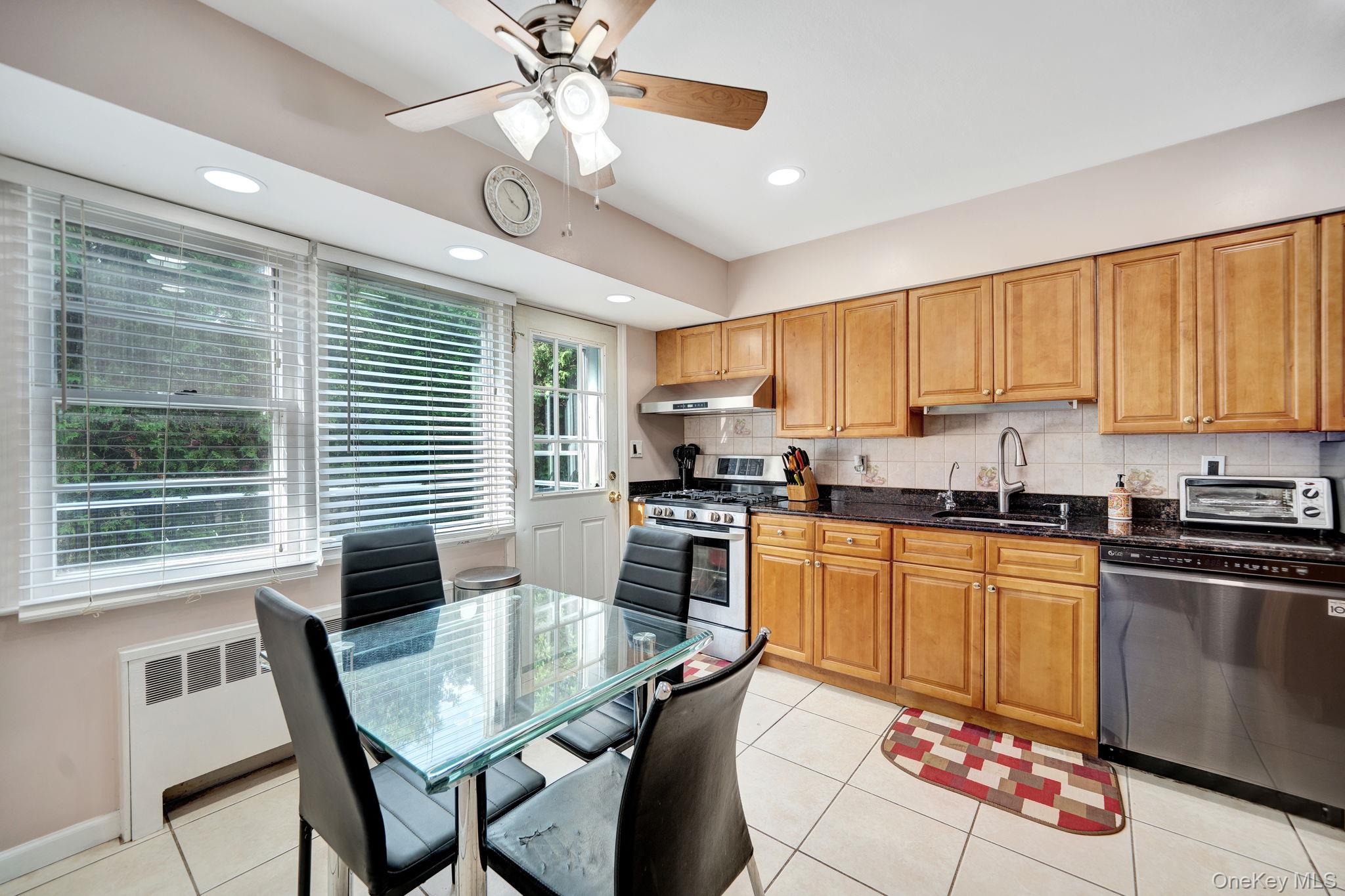 #13 photo, 1 Wayland Road, ナッソー郡 Plainview , NY 11803