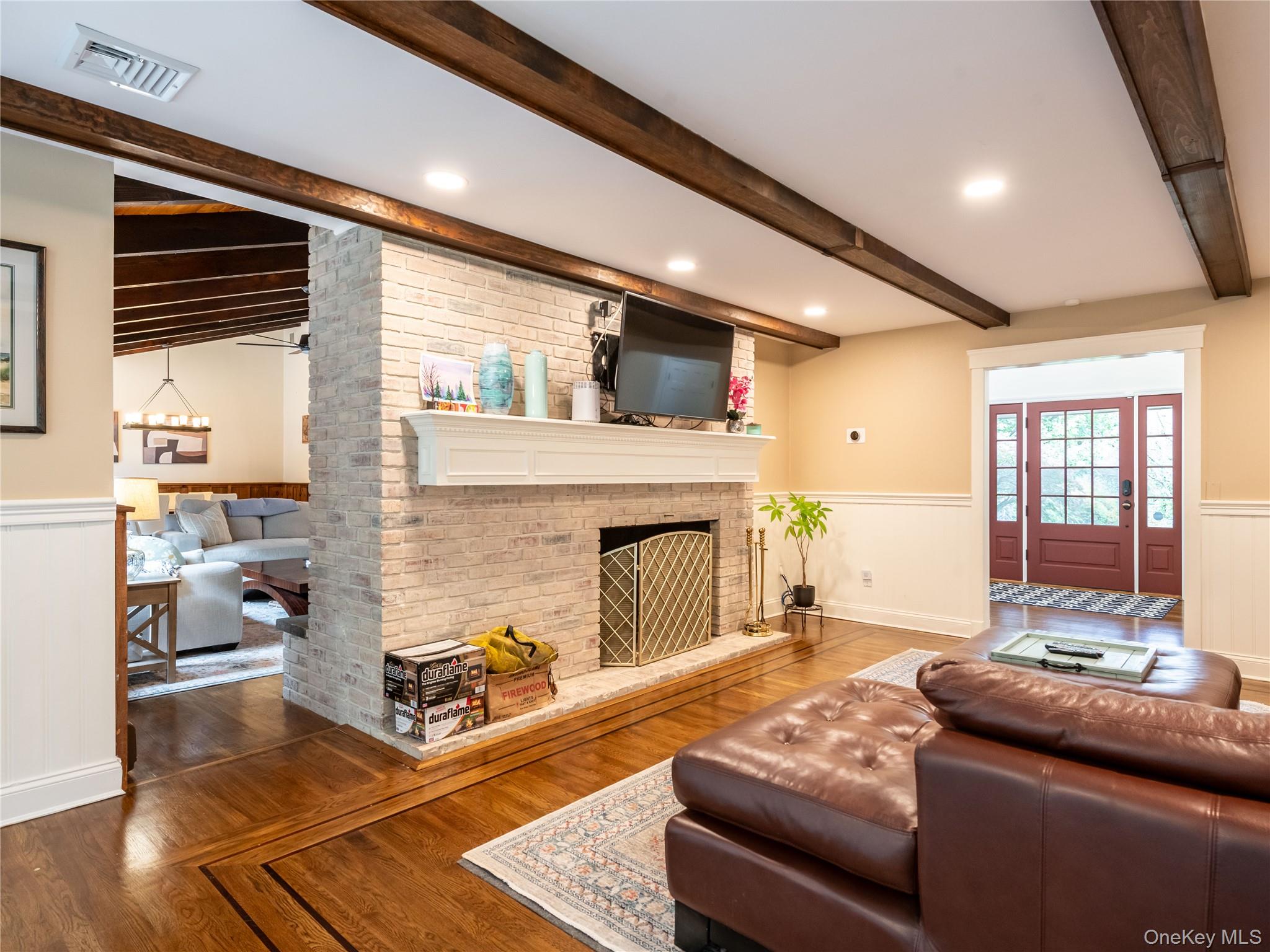 #18 photo, 6 Arbutus Road, サフォーク郡 Greenlawn , NY 11740