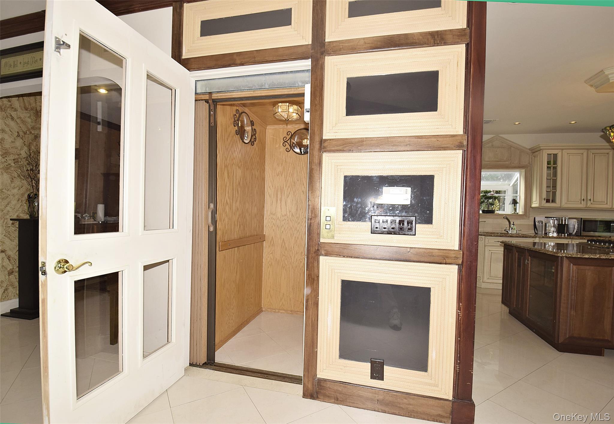 #15 photo, 259 Altessa Boulevard, サフォーク郡 Melville , NY 11747