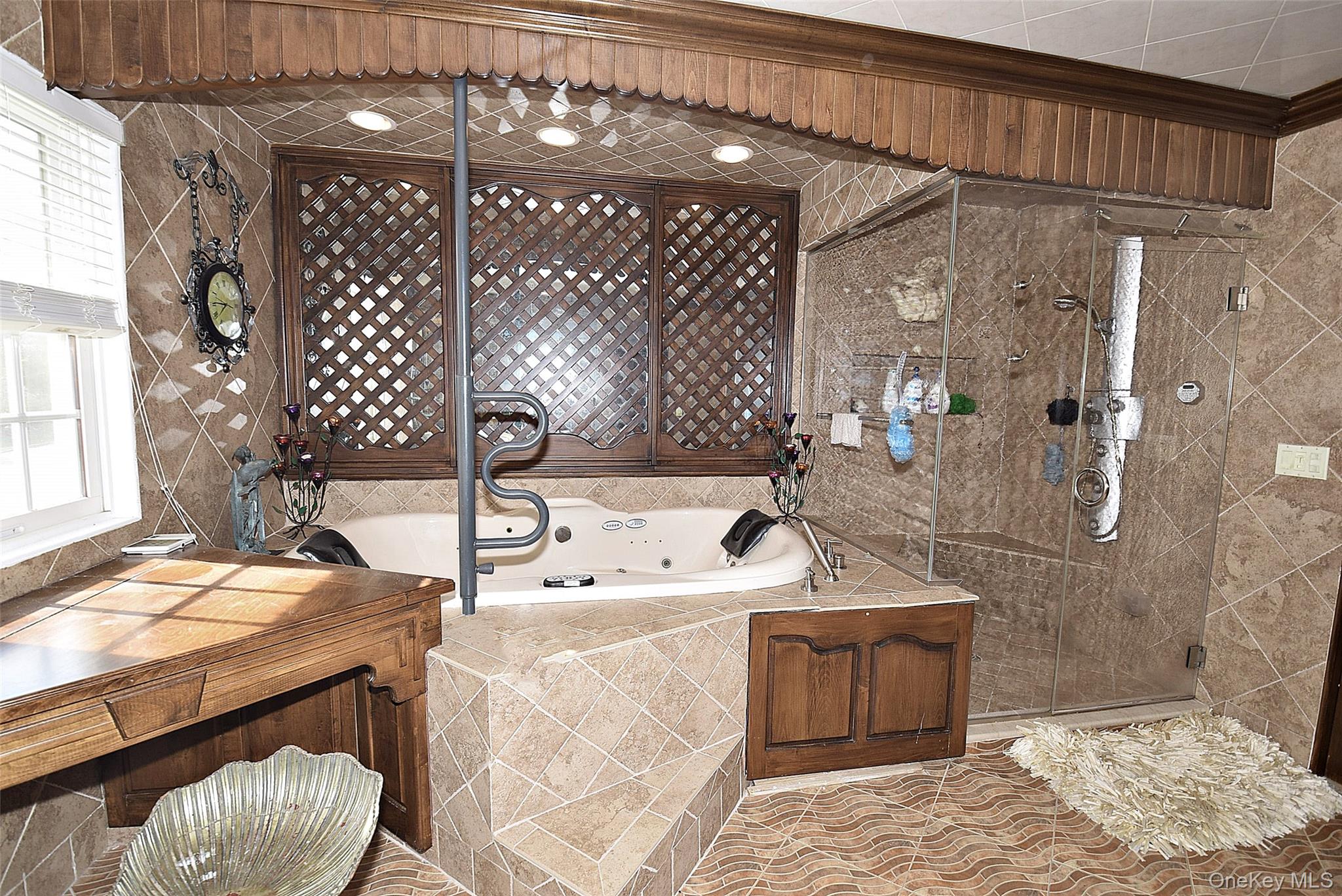 #17 photo, 259 Altessa Boulevard, サフォーク郡 Melville , NY 11747