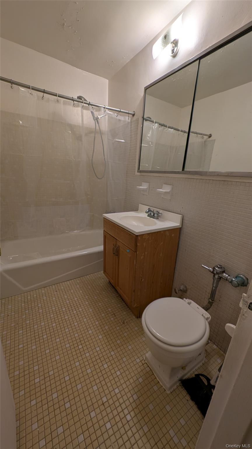 #9 photo, 7 Balint Drive, Yonkers , NY 10710