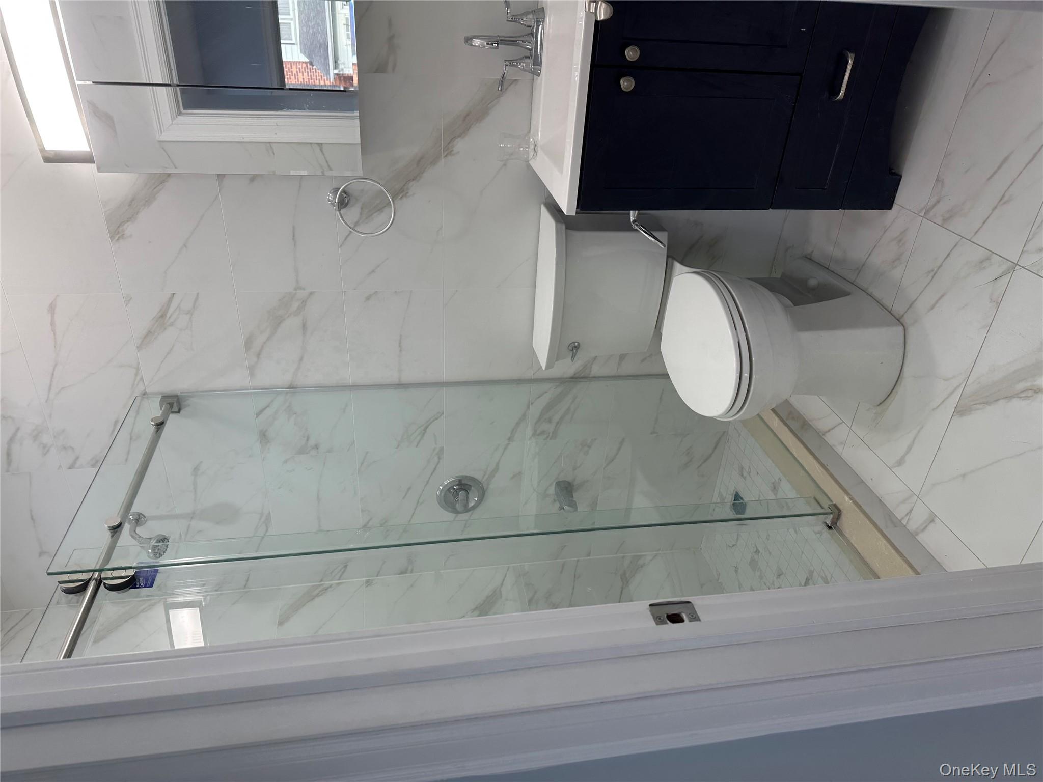 #10 photo, 244 Andrews Road, ナッソー郡 Mineola , NY 11501