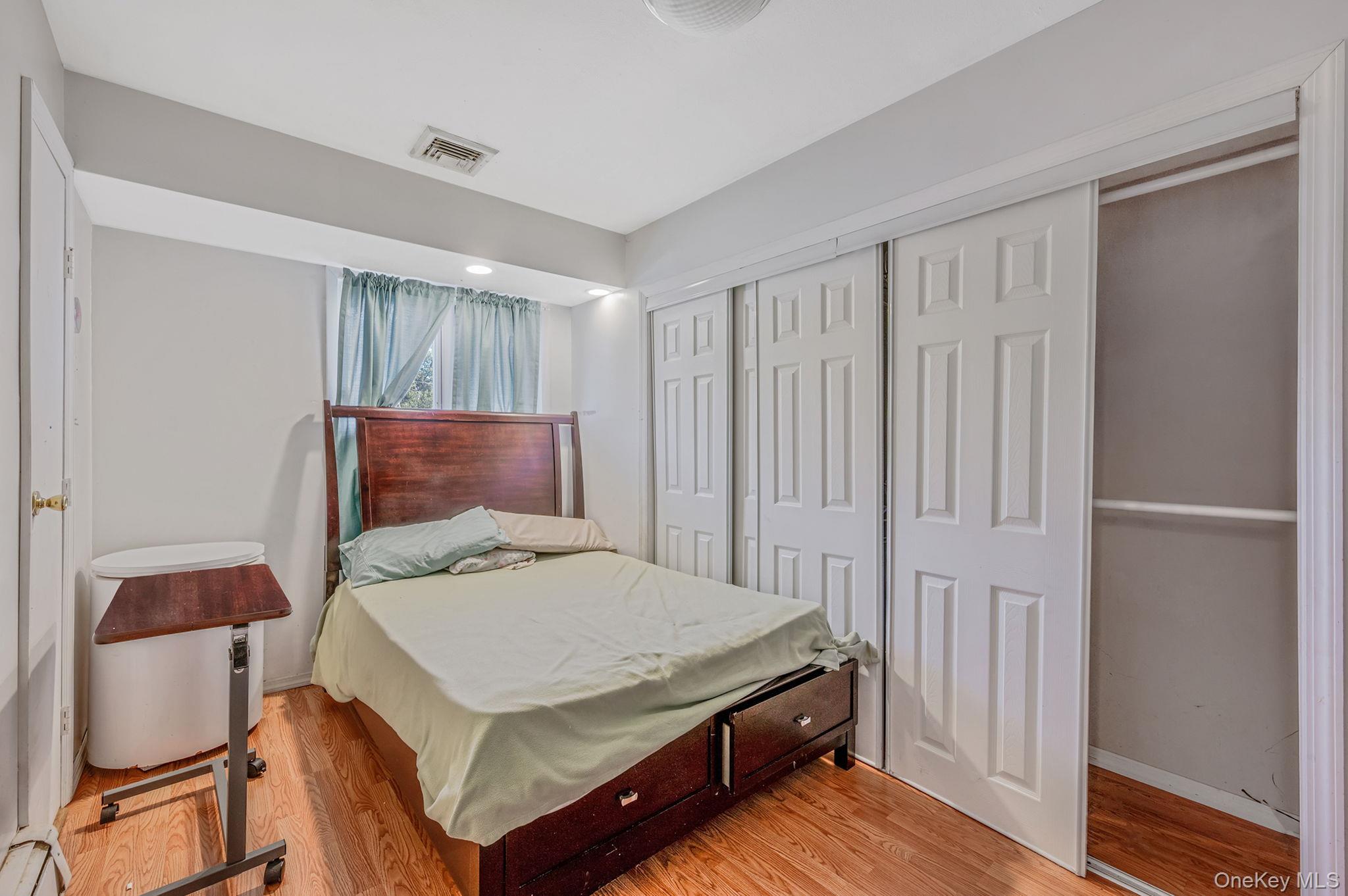 #14 photo, 2864 Eastern Boulevard, ナッソー郡 Baldwin , NY 11510