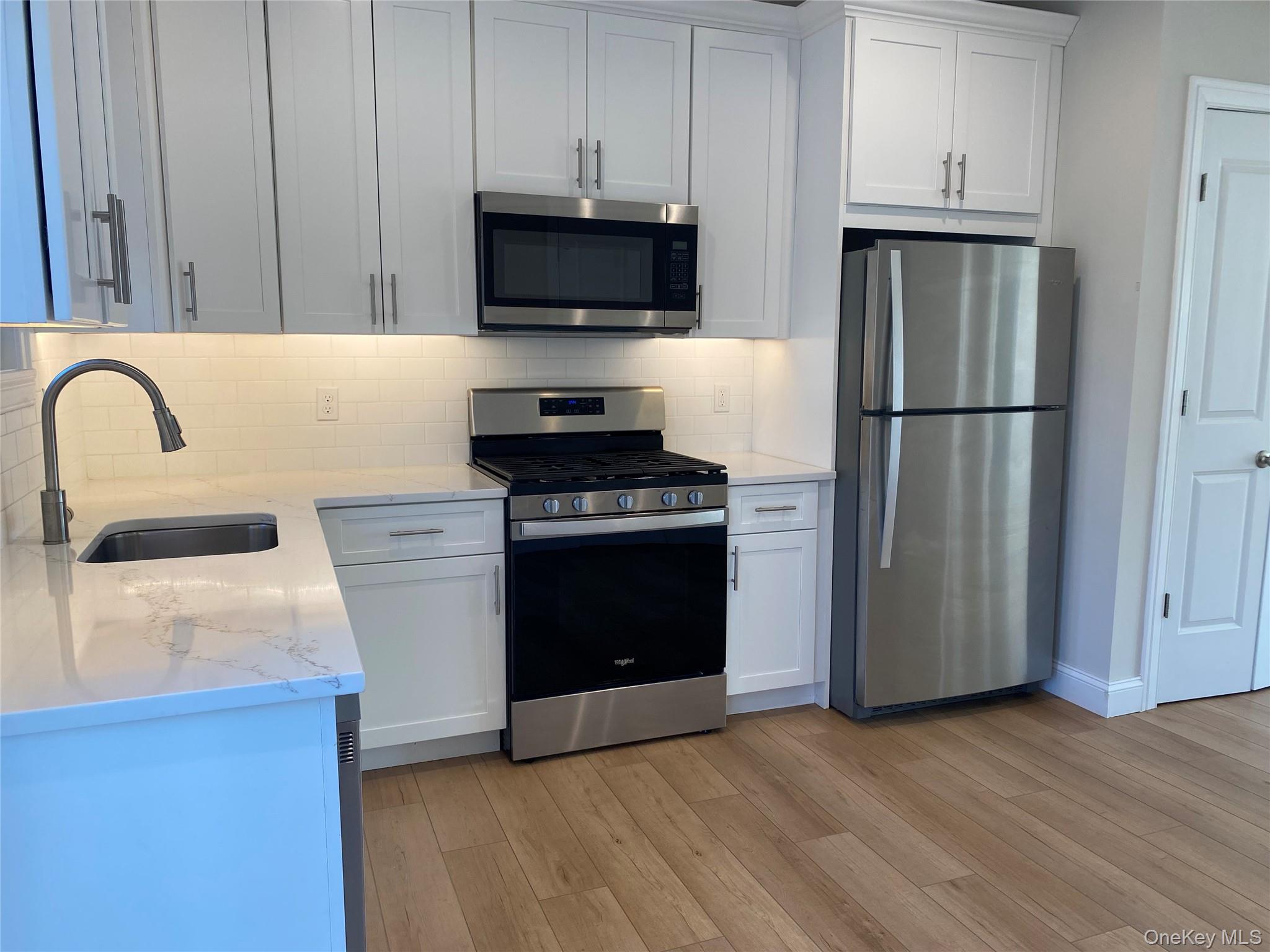 #6 photo, 515 Jackson Avenue, サフォーク郡 Lindenhurst , NY 11757