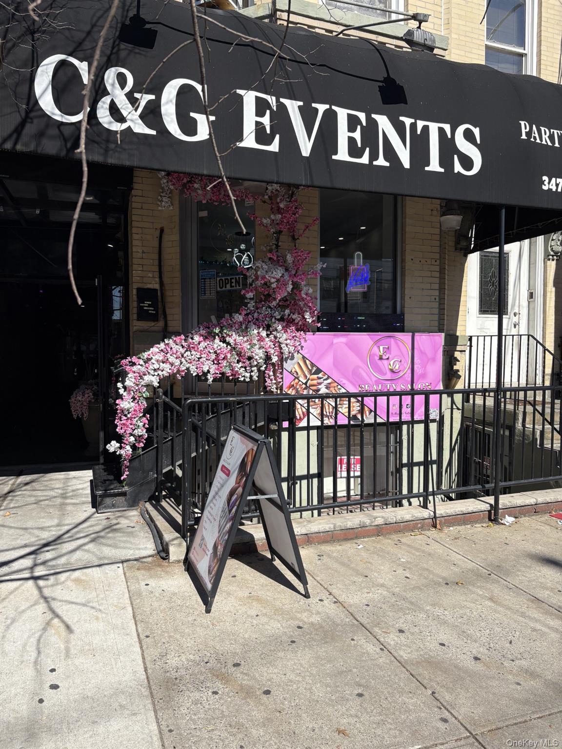 #1 photo, 75-47 Metropolitan Avenue, Middle Village , NY 11379