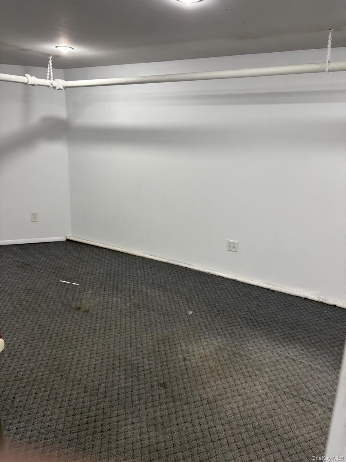 #3 photo, 75-47 Metropolitan Avenue, Middle Village , NY 11379