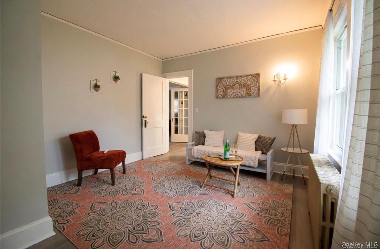 #12 photo, 76 Henry Street, ナッソー郡 Roosevelt , NY 11575