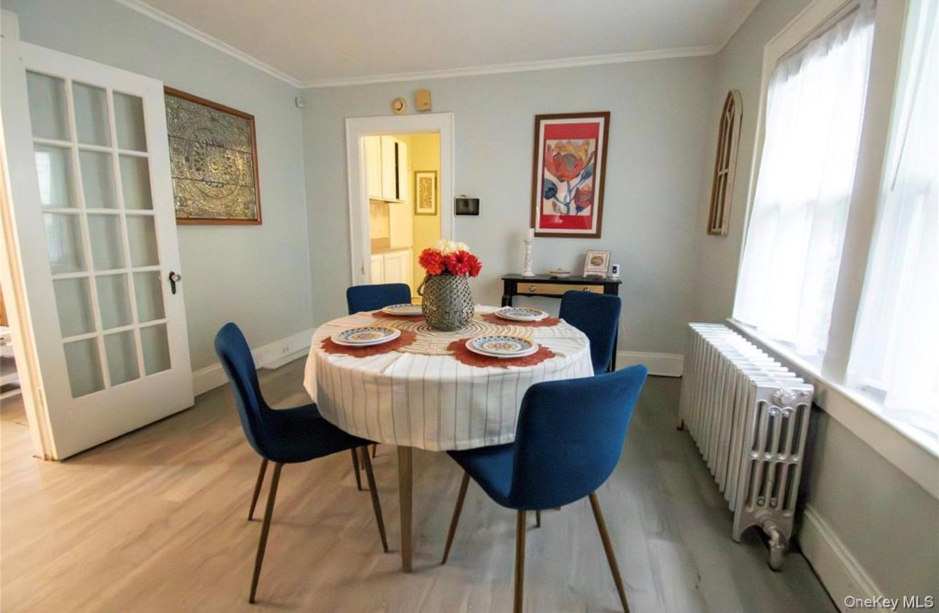 #2 photo, 76 Henry Street, ナッソー郡 Roosevelt , NY 11575