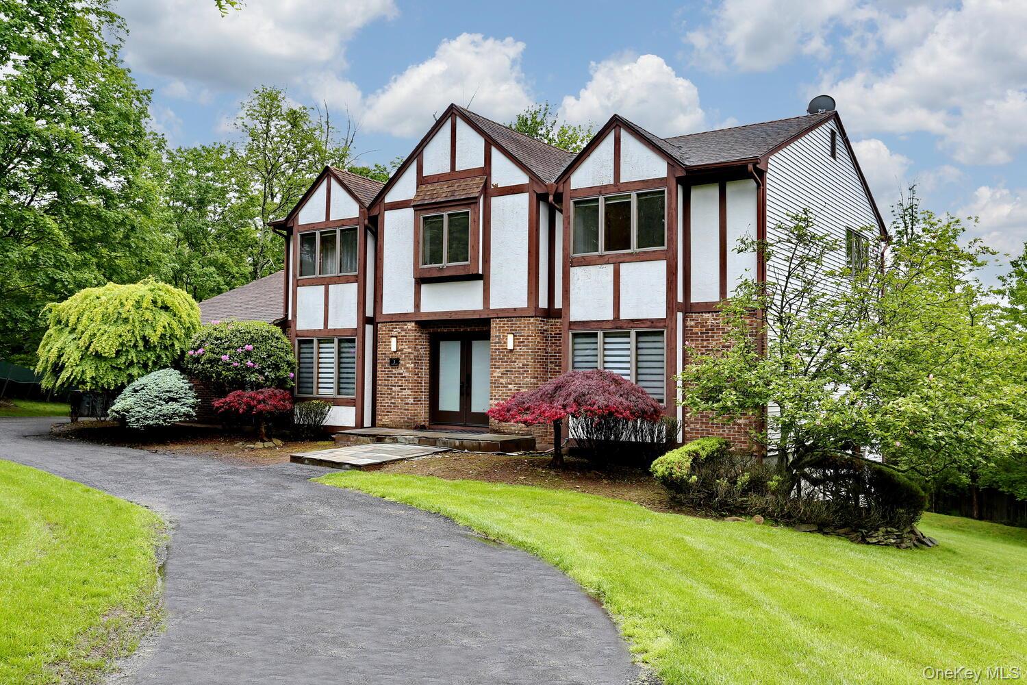 #2 photo, 3 Larissa Court, Airmont , NY 10952