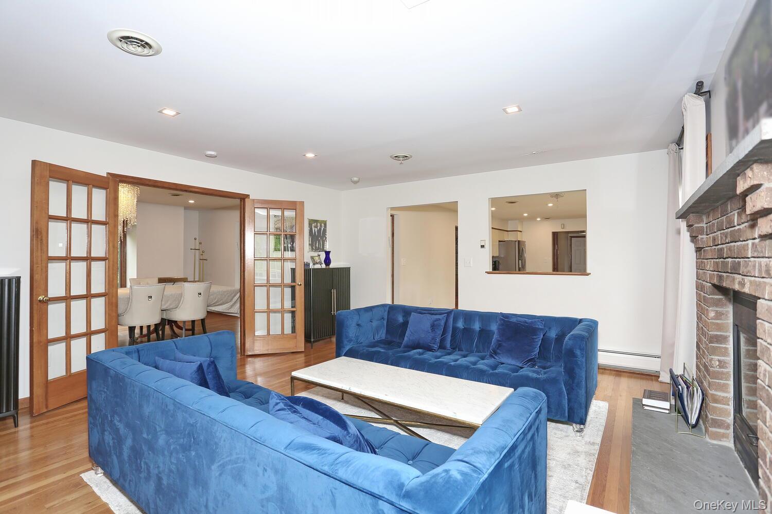 #7 photo, 3 Larissa Court, Airmont , NY 10952