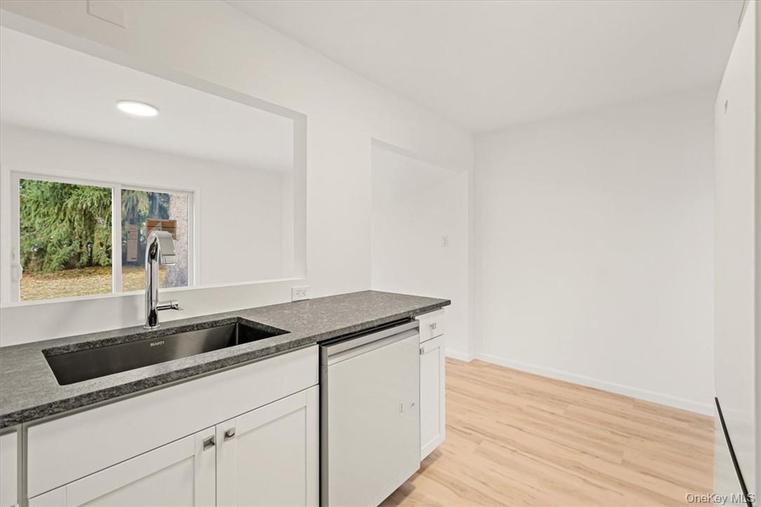 #10 photo, 54 Oakwood Boulevard, Poughkeepsie , NY 12603