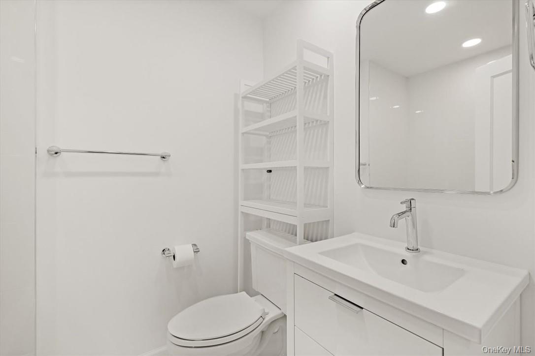 #16 photo, 54 Oakwood Boulevard, Poughkeepsie , NY 12603