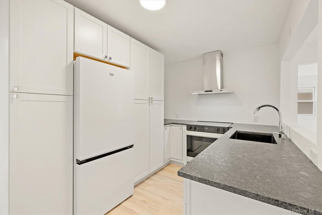 #9 photo, 54 Oakwood Boulevard, Poughkeepsie , NY 12603