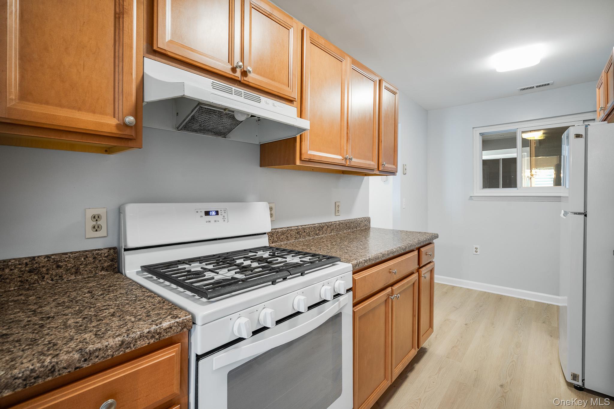 #11 photo, 902 Commons Way, Fishkill , NY 12524