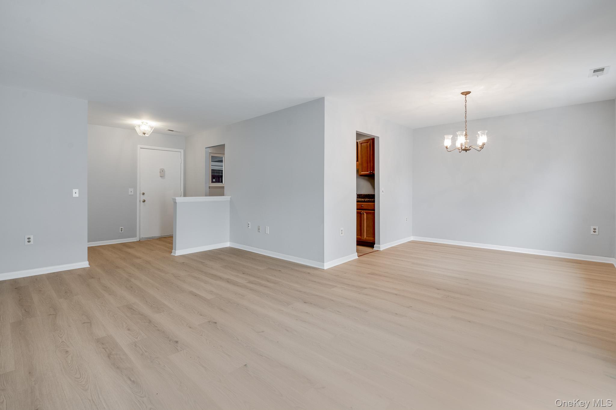 #5 photo, 902 Commons Way, Fishkill , NY 12524