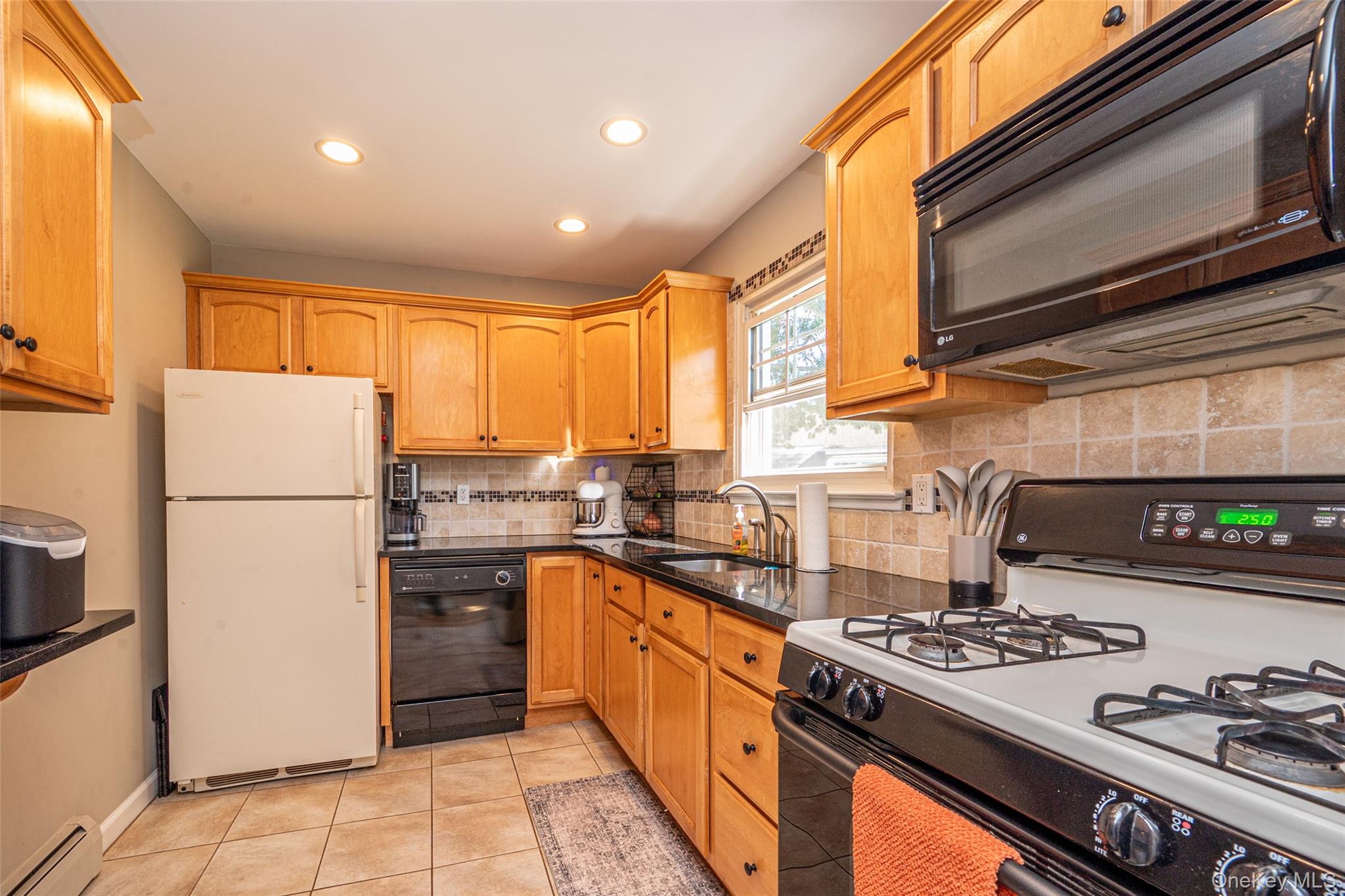 #18 photo, 2319 Wilshire Lane, サフォーク郡 Oakdale , NY 11769