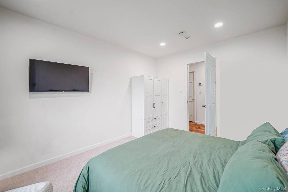 #15 photo, 181 Fairview Circle, サフォーク郡 Middle Island , NY 11953