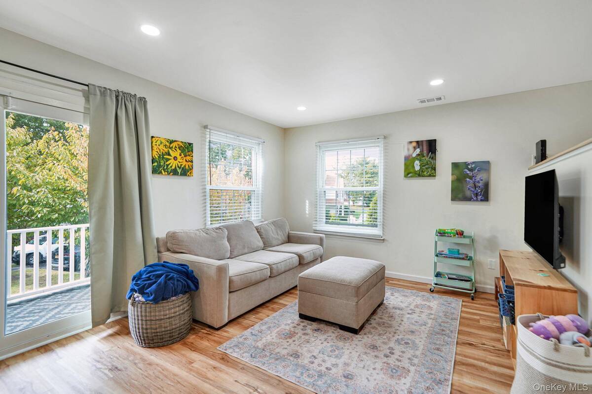 #6 photo, 181 Fairview Circle, サフォーク郡 Middle Island , NY 11953