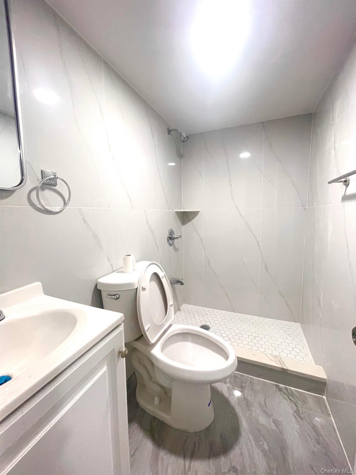 #14 photo, 166-65 17th Road, クイーンズ区 Whitestone , NY 11357