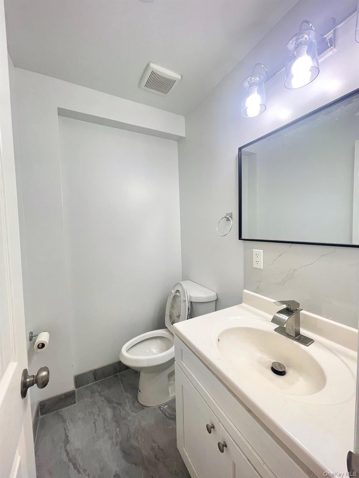 #15 photo, 166-65 17th Road, クイーンズ区 Whitestone , NY 11357