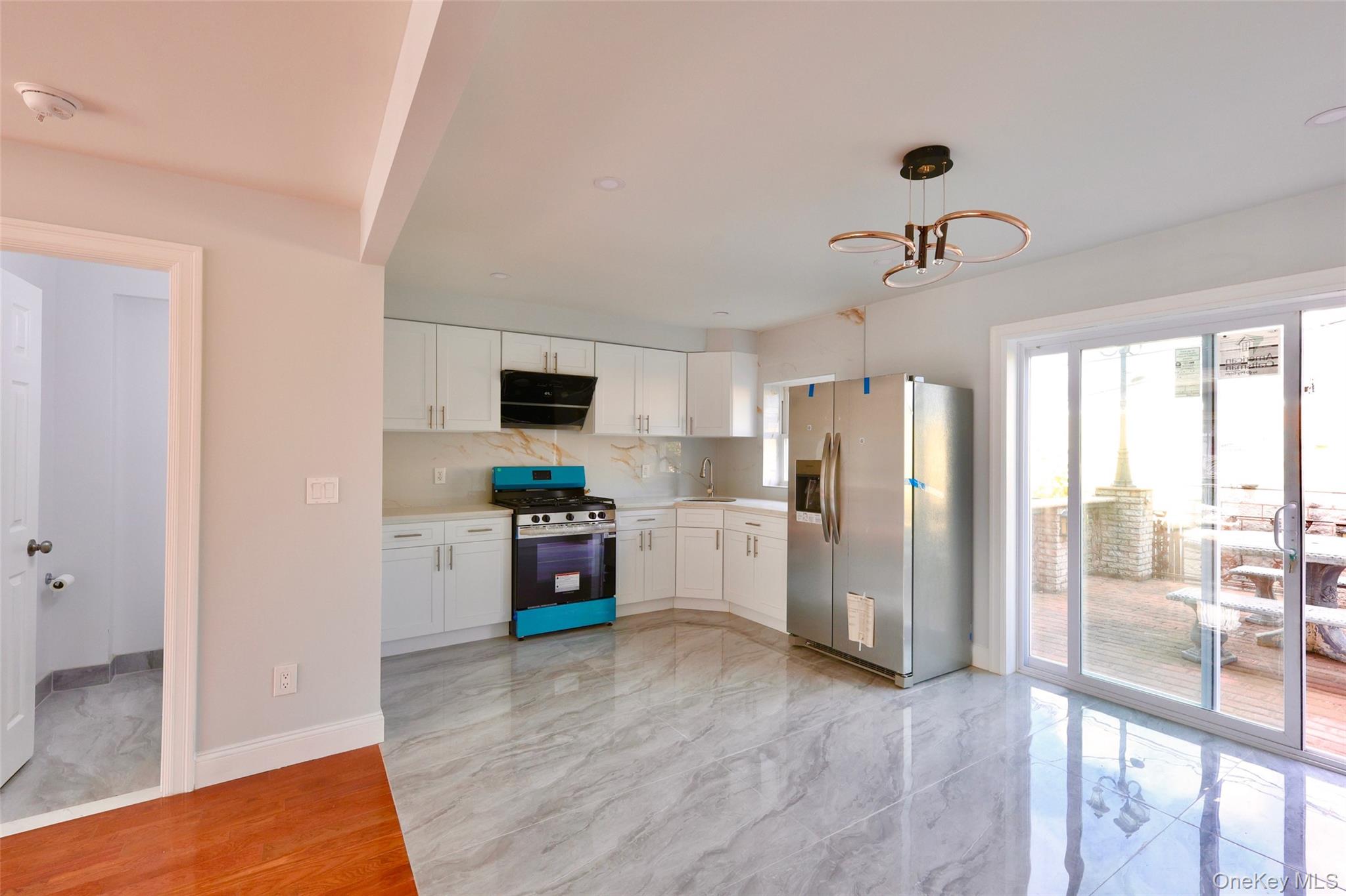 #7 photo, 166-65 17th Road, クイーンズ区 Whitestone , NY 11357