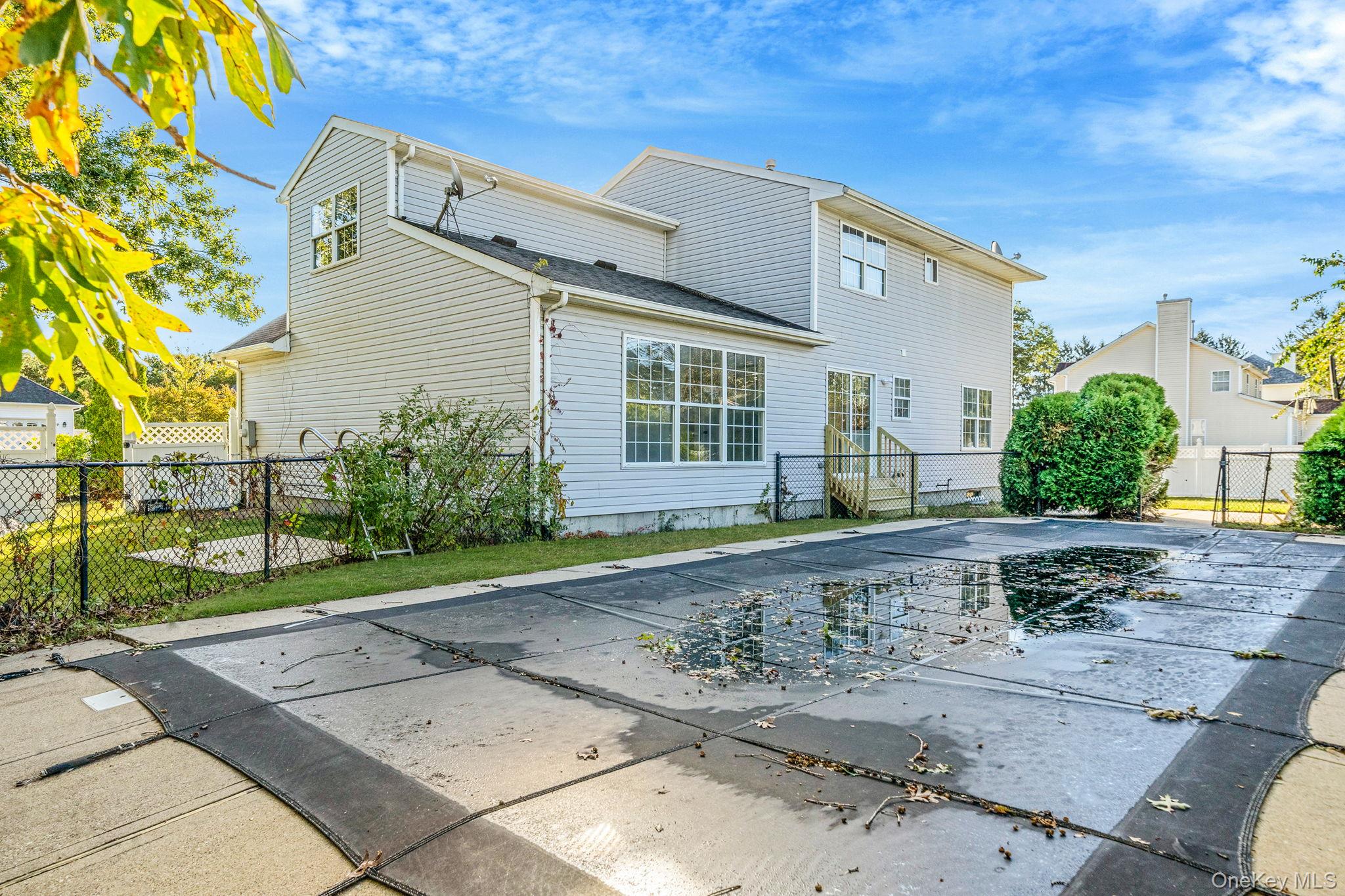 #10 photo, 31 Adamson Street, サフォーク郡 Selden , NY 11784