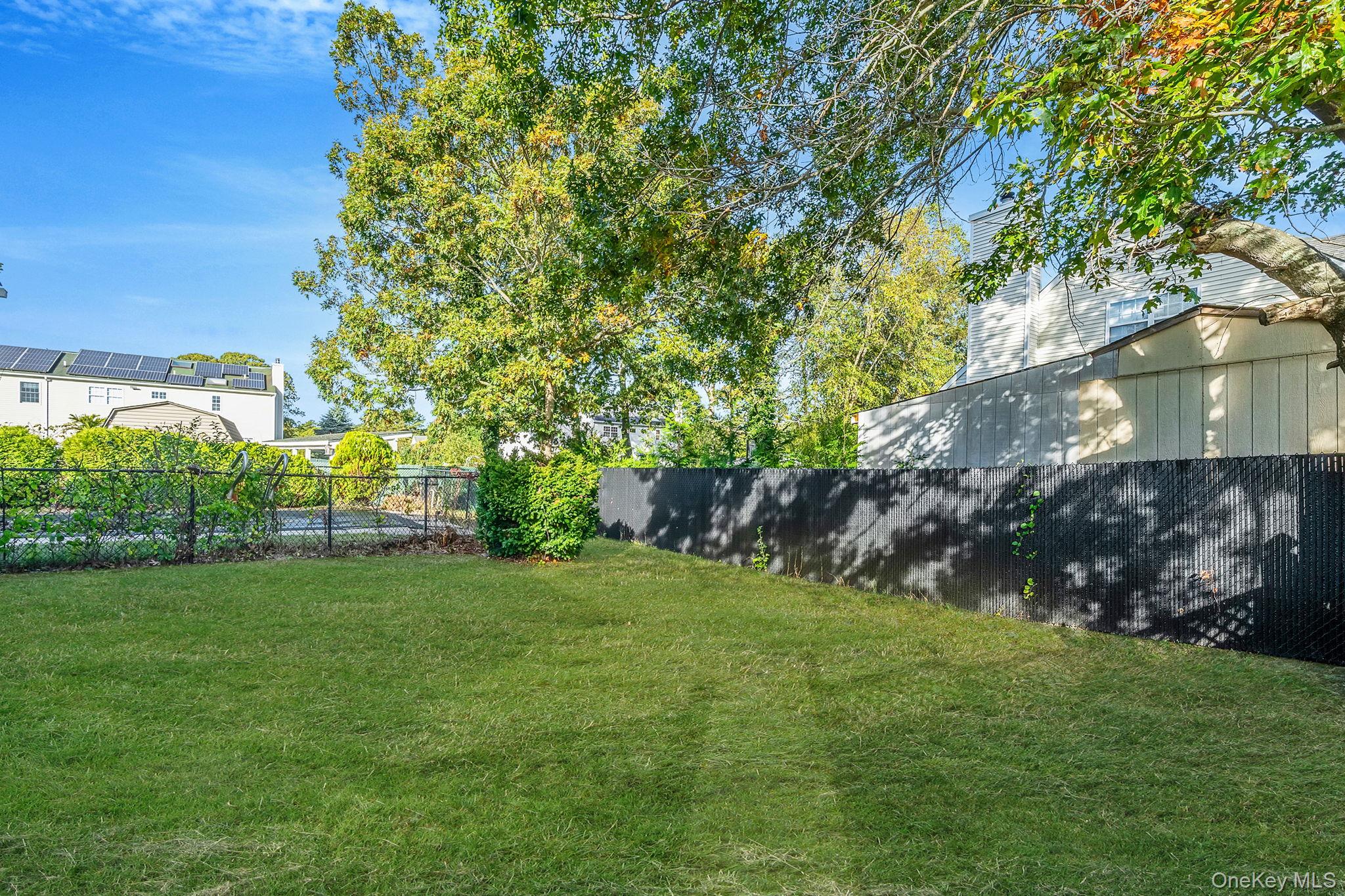 #6 photo, 31 Adamson Street, サフォーク郡 Selden , NY 11784