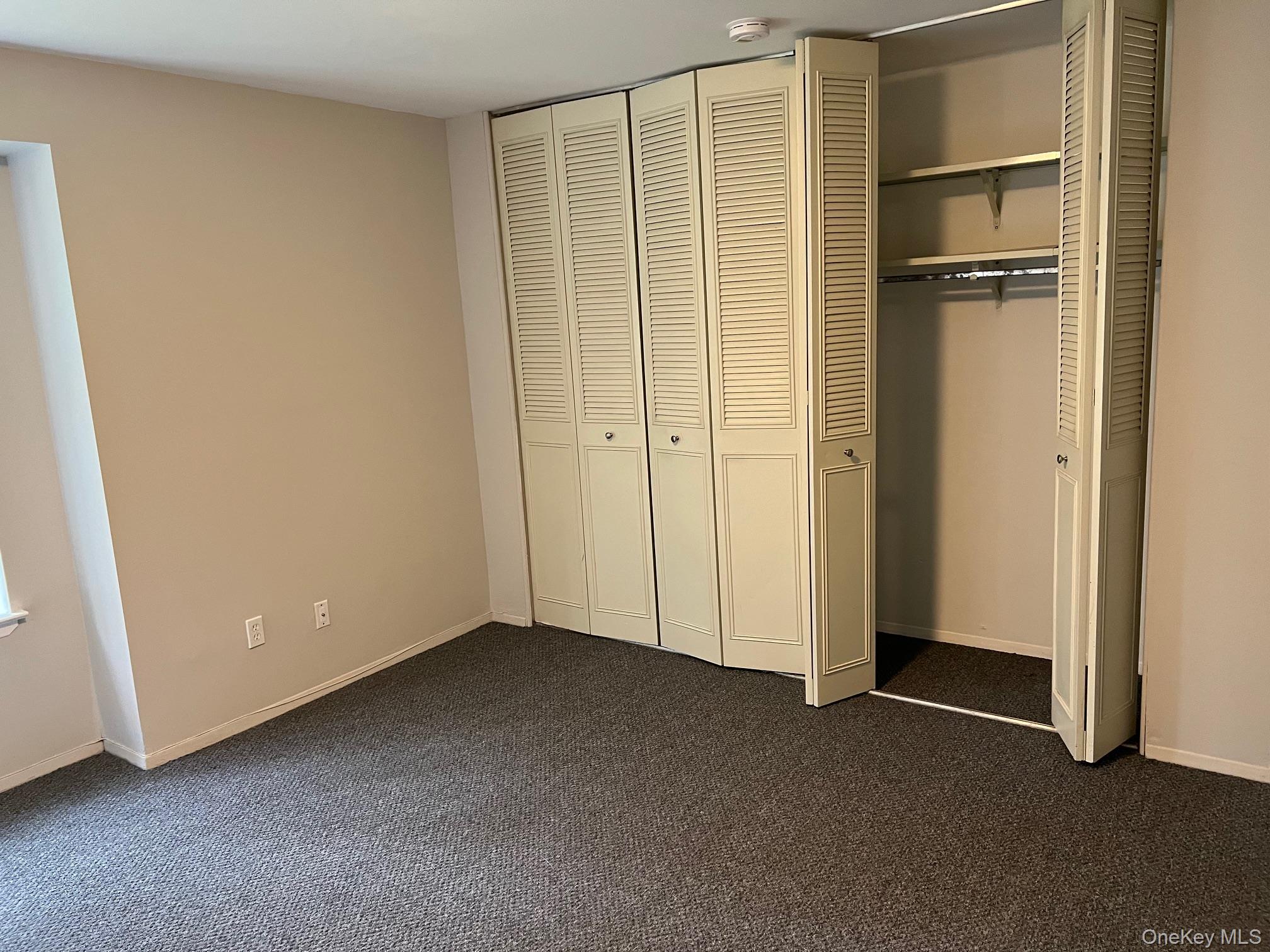 #9 photo, 92 Birchwood Road, サフォーク郡 Coram , NY 11727