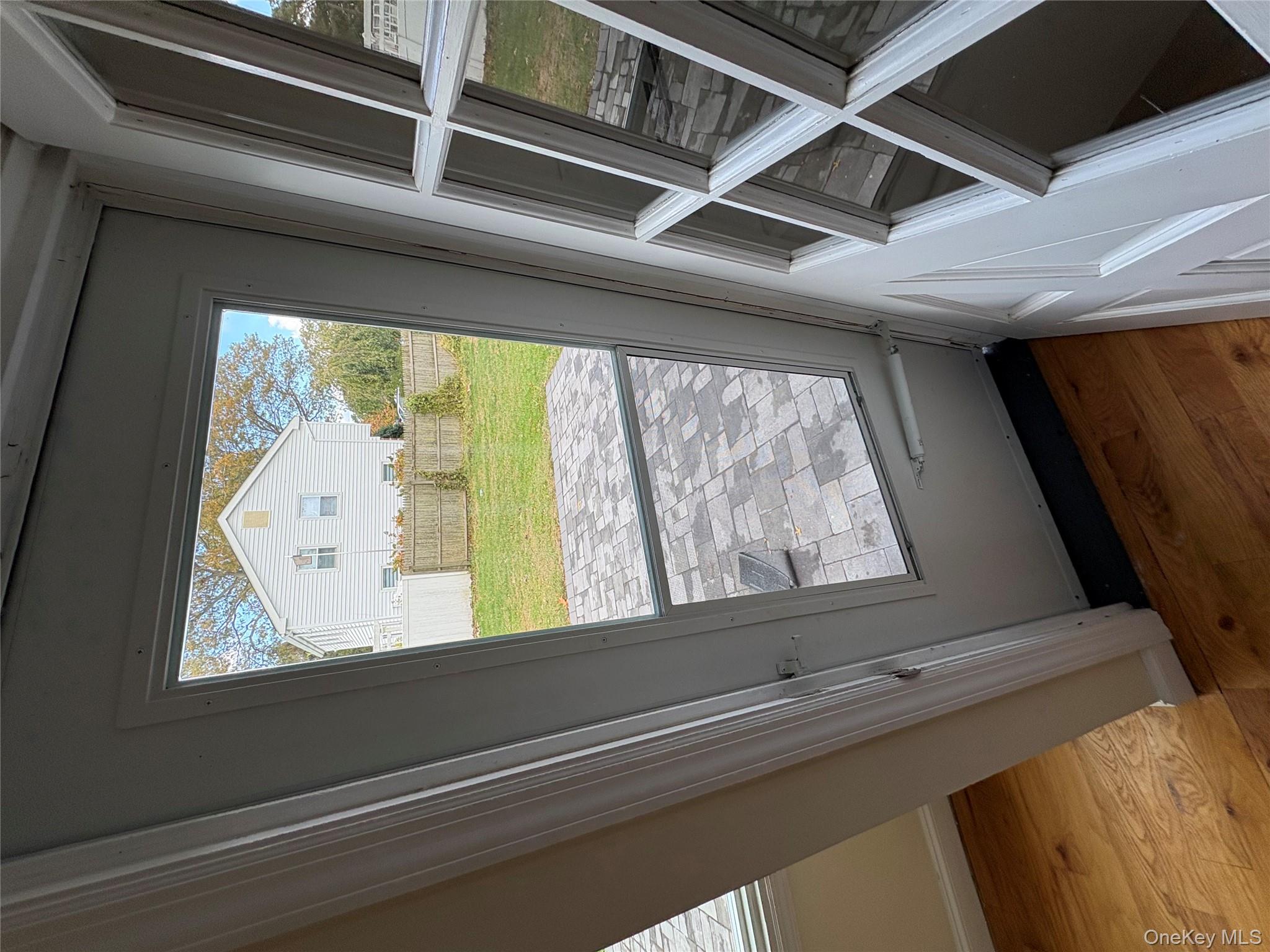 #7 photo, 14 Whitney Lane, サフォーク郡 Coram , NY 11727