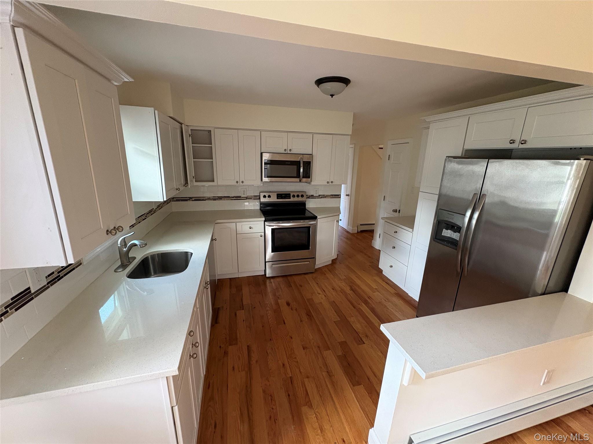 #8 photo, 14 Whitney Lane, サフォーク郡 Coram , NY 11727