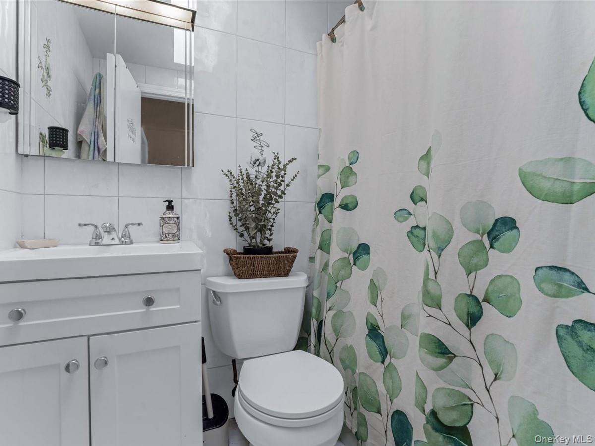 #13 photo, 2782 Central Avenue, ナッソー郡 Baldwin , NY 11510