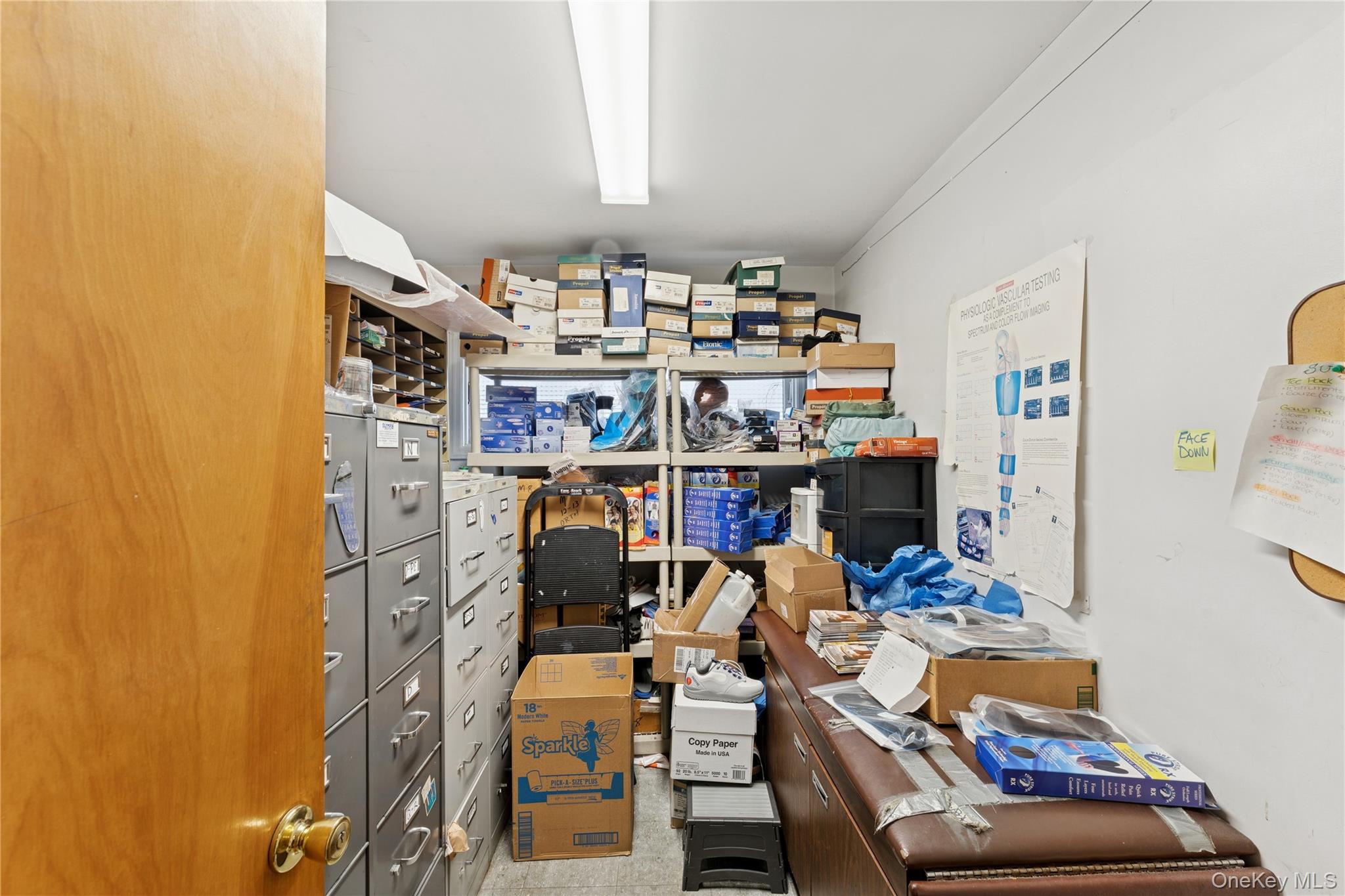 #19 photo, 5 Seaton Gate, ナッソー郡 Valley Stream , NY 11580